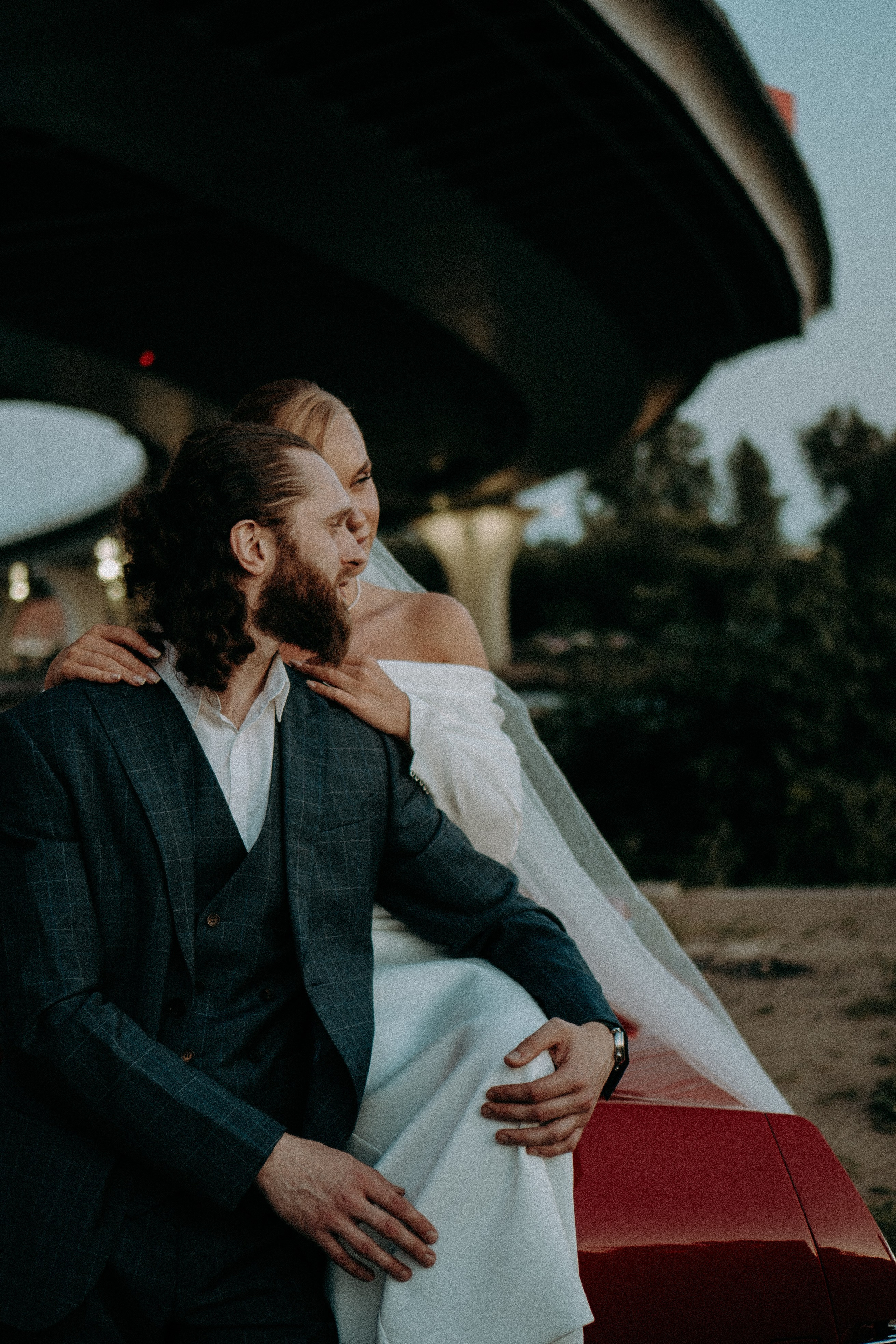 СВАДЕБНАЯ СЬЕМКА ВОЗЛЕ МСОТА БЕТАНКУРА НА КАБРИОЛЕТЕ. Профессиональный фотограф, Санкт-Петербург — Виктория Богомолова