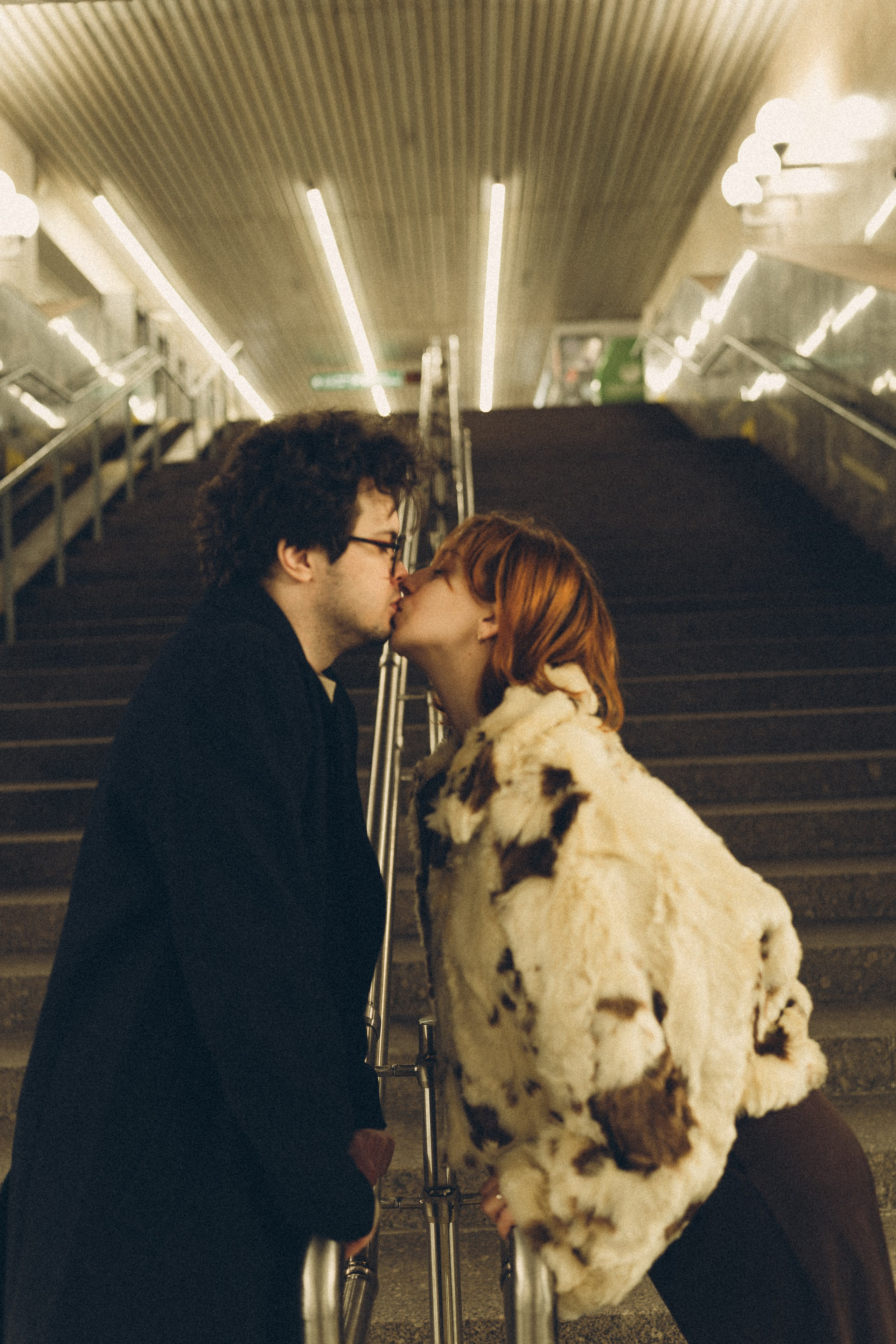 НОВОГОДНЯЯ ФОТОСЕСИИЯ ПАРЫ В МЕТРО ЛЮБОВЬ. Профессиональный фотограф, Санкт-Петербург — Виктория Богомолова