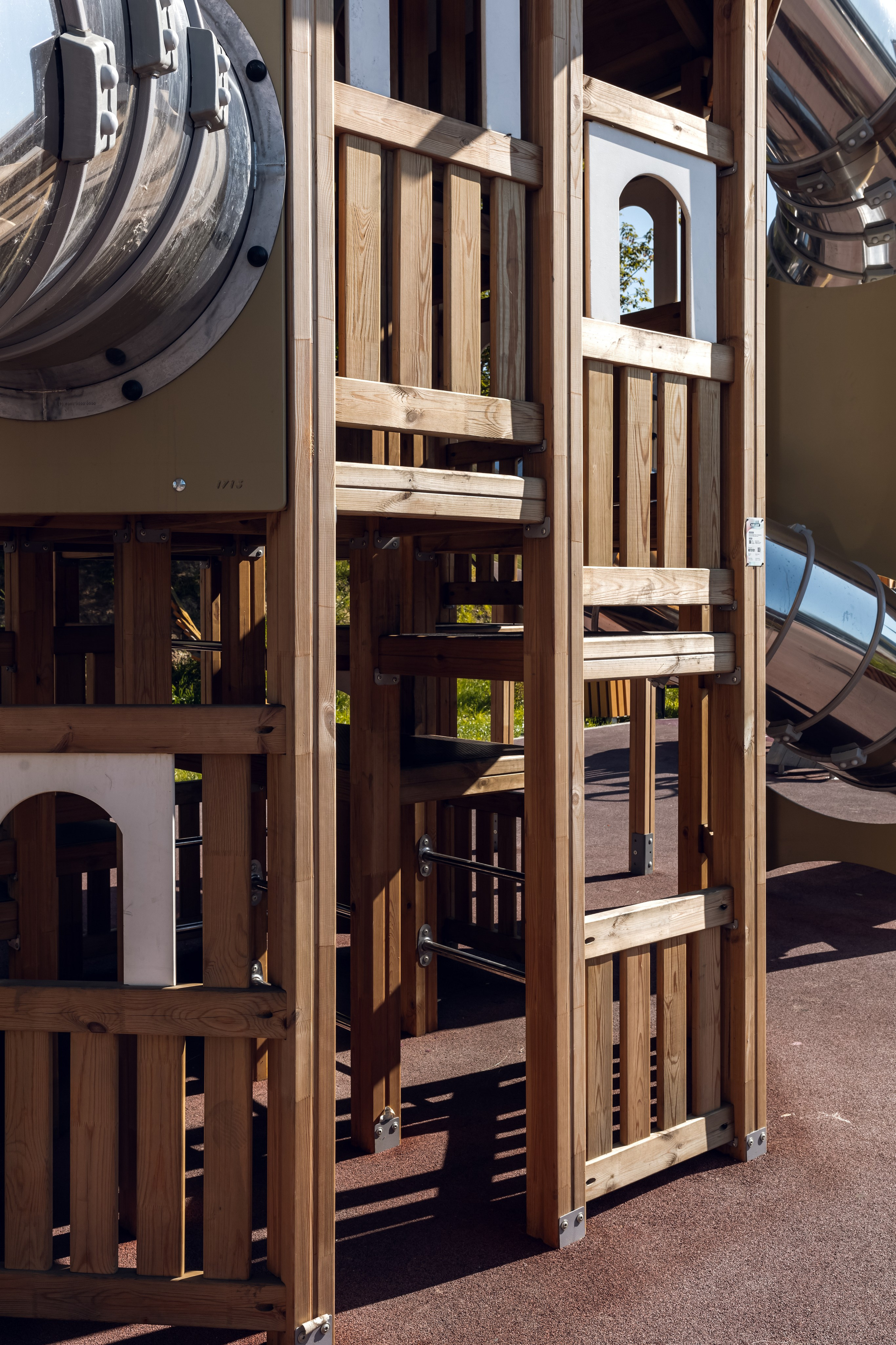 Производство детских площадок. Интерьерный, предметный и контент фотограф в Иркутске Наталья Карпова