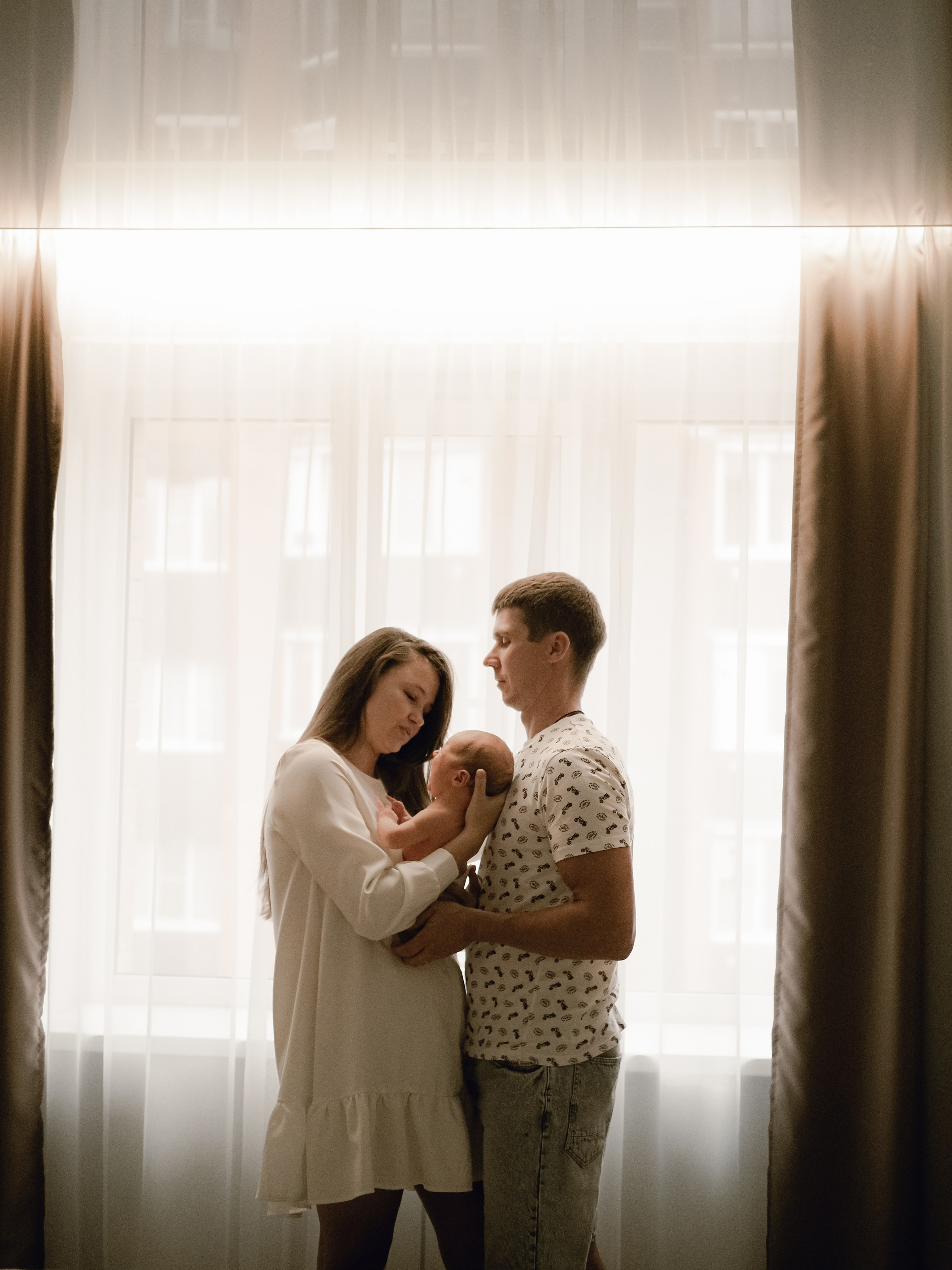 Нежность первой встречи. Фотограф Рязань. Семейный Свадебный фотограф