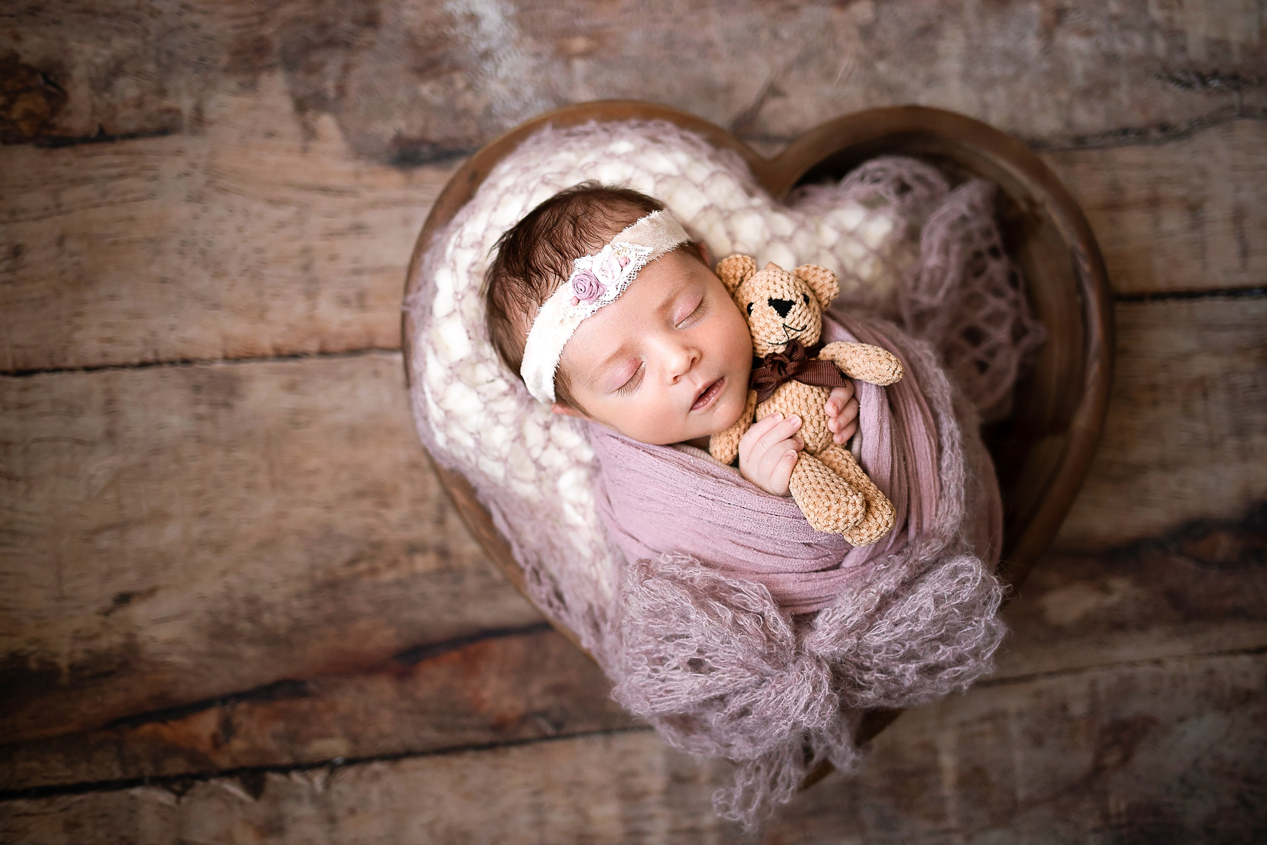 Фотосессия новорожденного. Фотограф новорожденных в Новосибирске