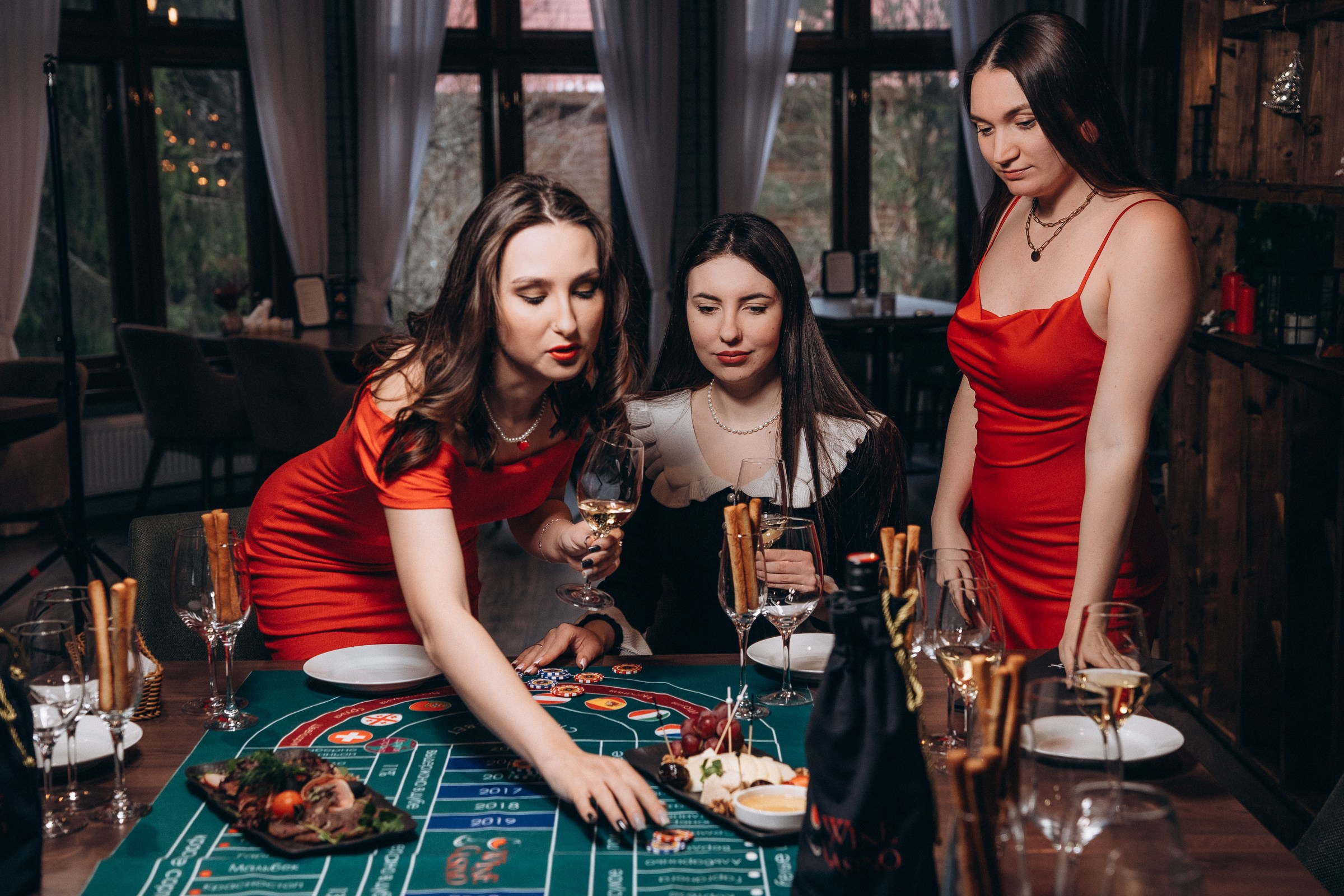 Wine casino. Фотограф Алексей Карпов