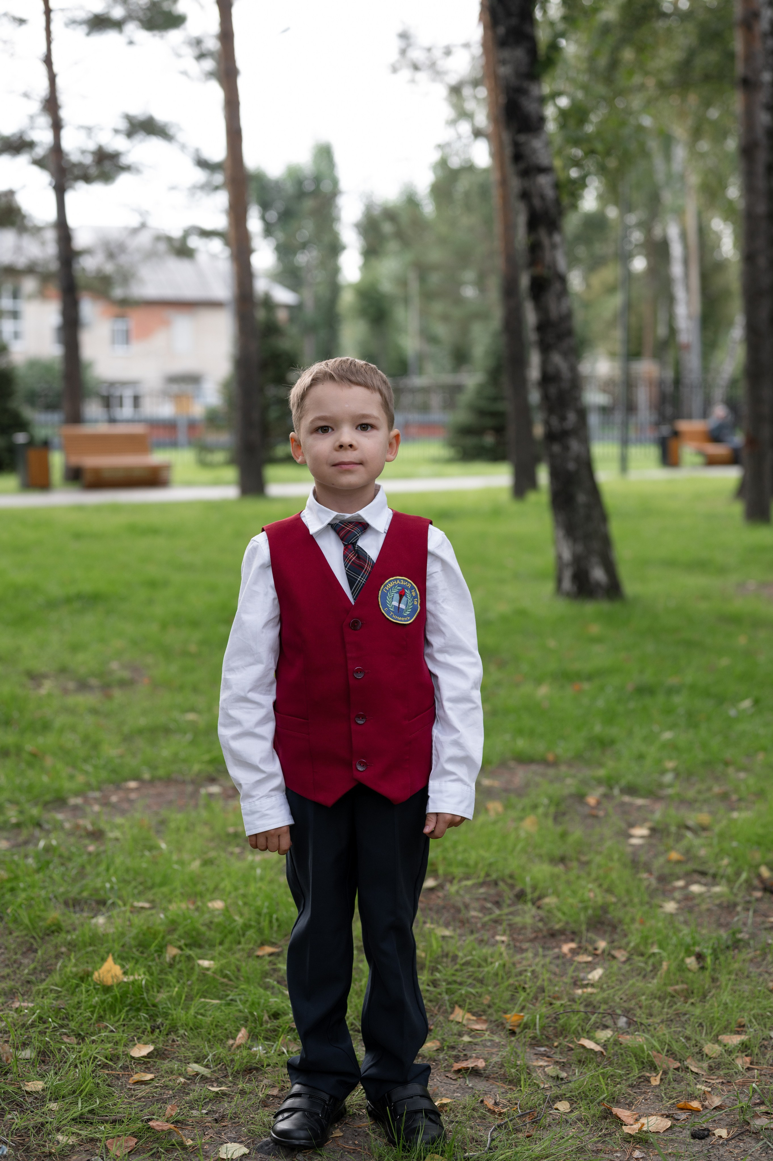 1 сентября 16 гимназия 2 класс (линейка + в классе+ на улице). Фотограф новорожденных, семейный детский в Тюмени Татьяна Морозова