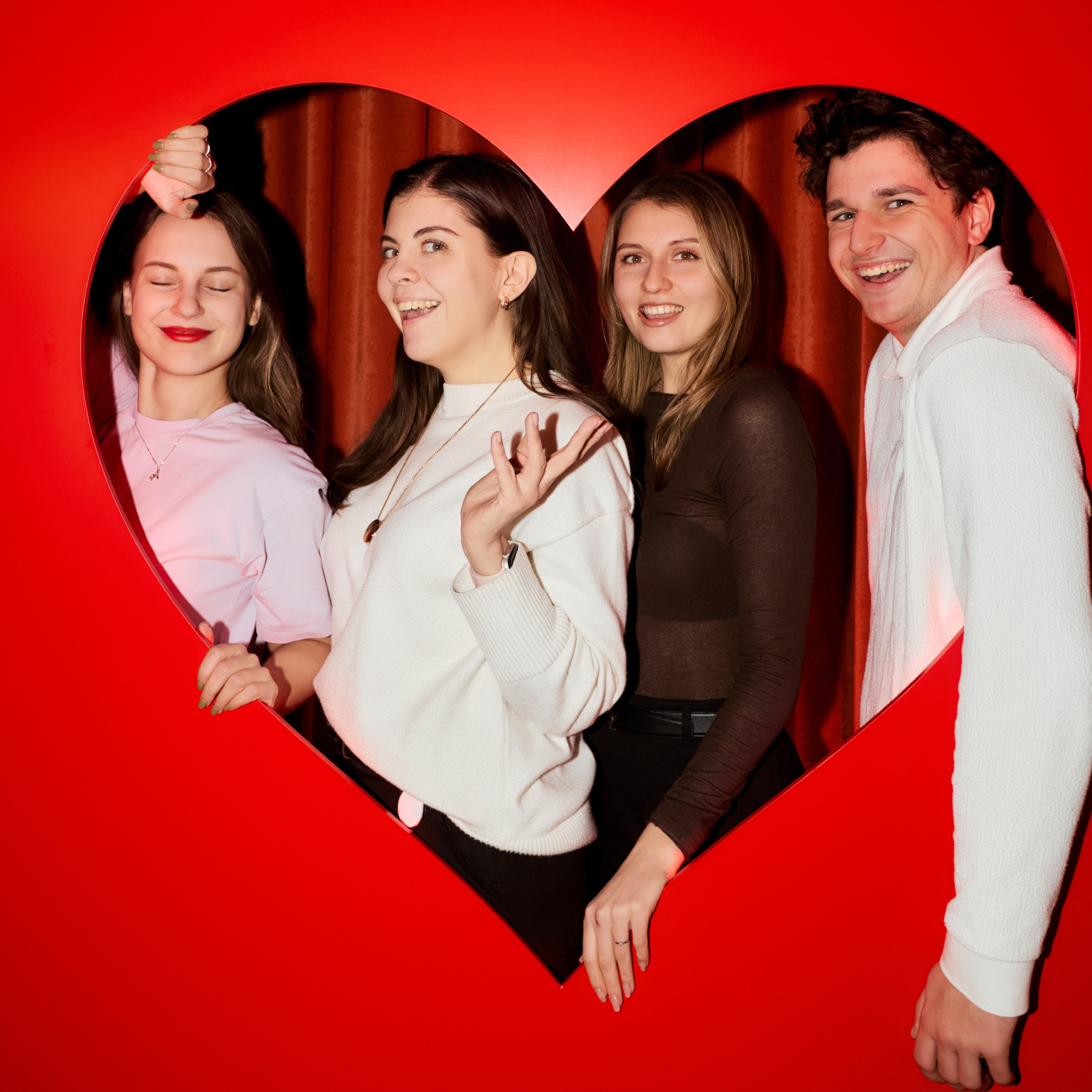 Dzen / St. Valentine's Day. Home