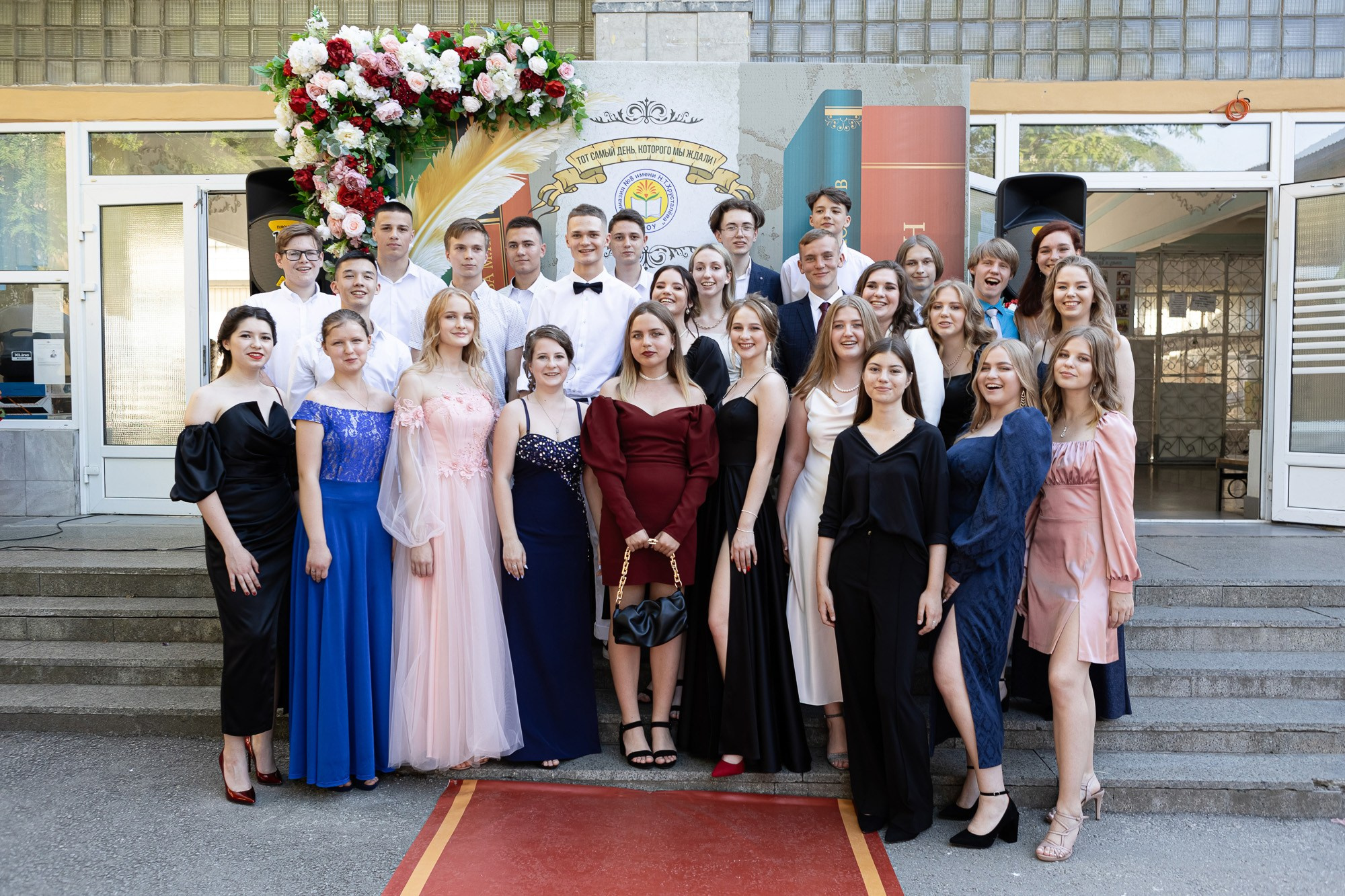 Фотосъёмка выпускного в школе. Свадебный фотограф, фотосъемка в Крыму, Севастополе, Симферополе, Ялте