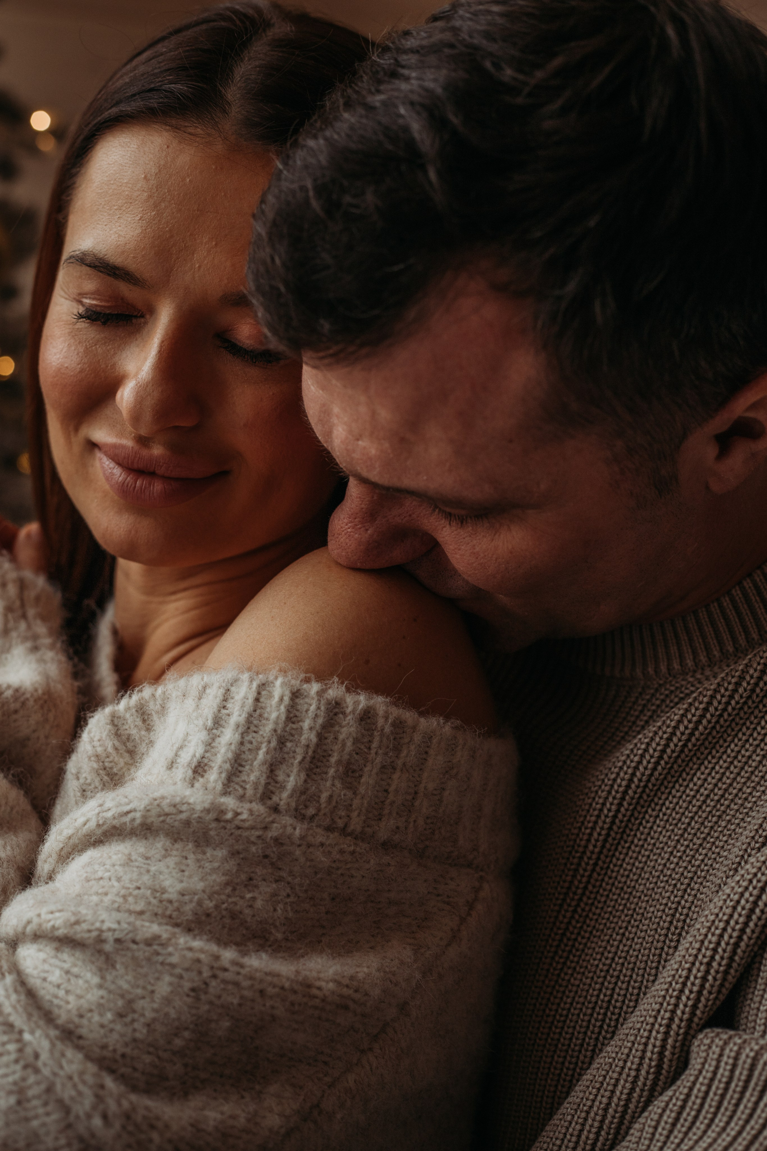 Новогодняя съемка в домике, для семьи Вероники. Венера Гайн. Репортажный фотограф  Тюмень. Обучение фотографии с 0