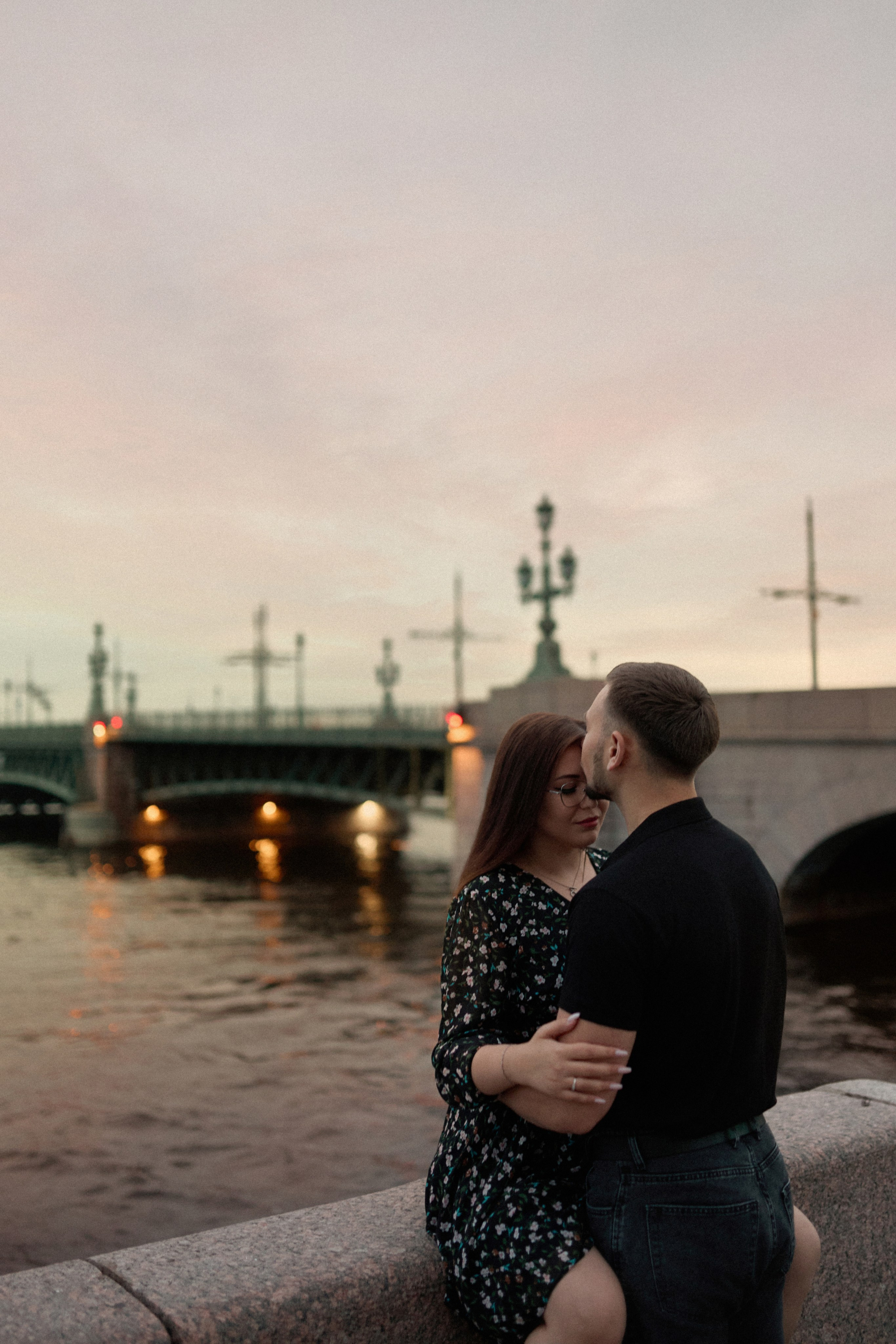 Предложение у Исаакиевского собора. Сестры Карабаза. Фотографы и ретушеры в Москве и Санкт-Петербурге