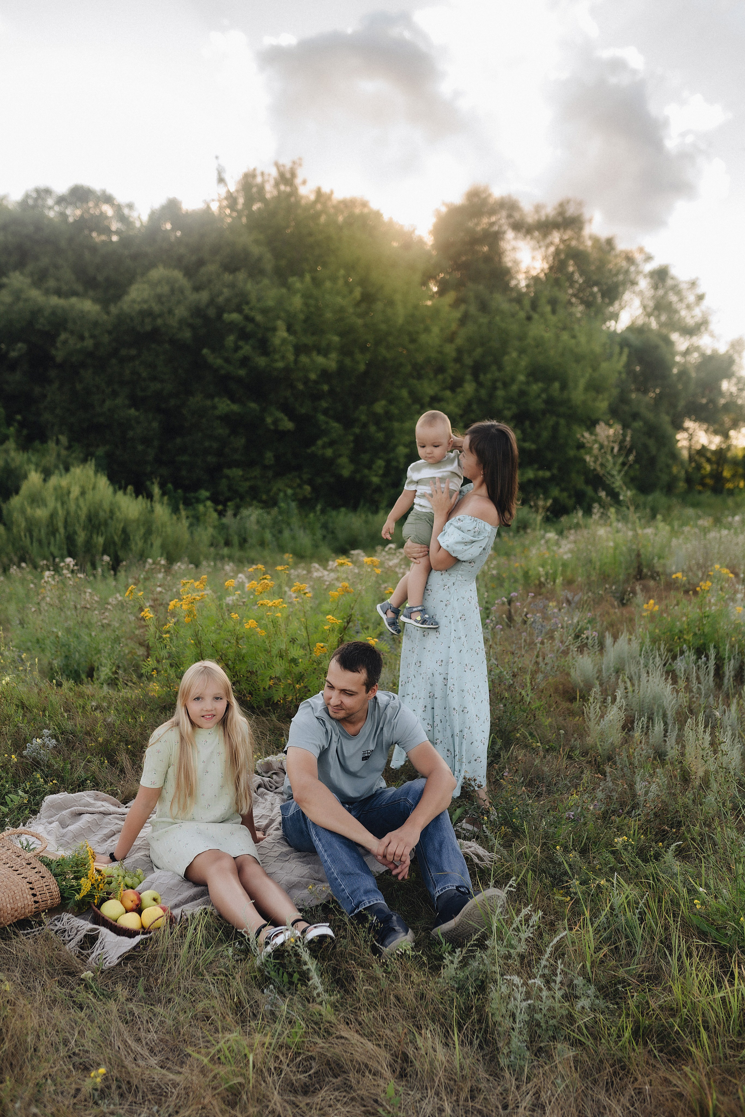 Семейная съемка на закате. Фотограф Карина Шмулёва. Воронеж и область