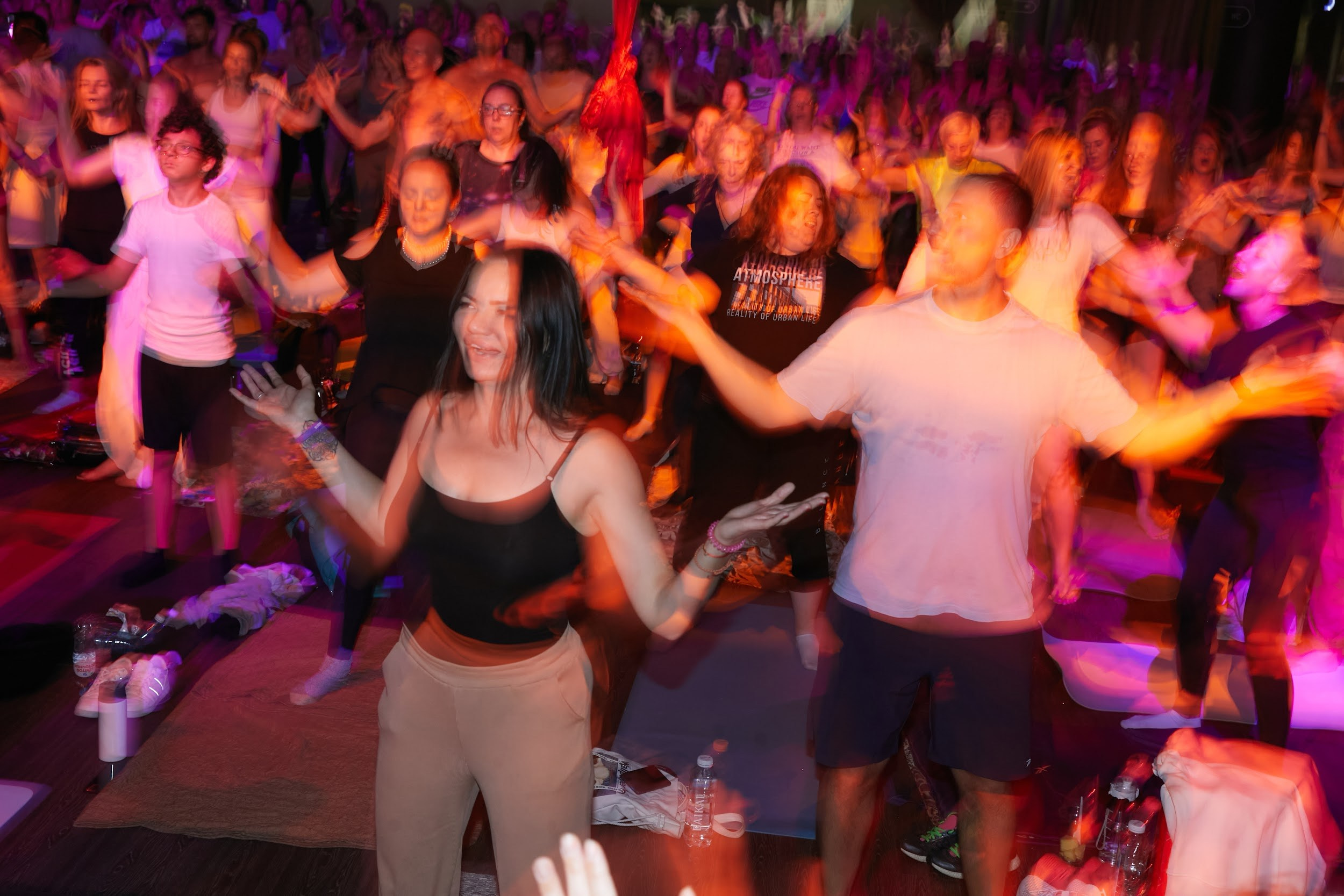 Через хаос — к себе. Крупнейшая в мире динамическая практика. Татьяна Фомичева. Репортажный и светский фотограф в Москве