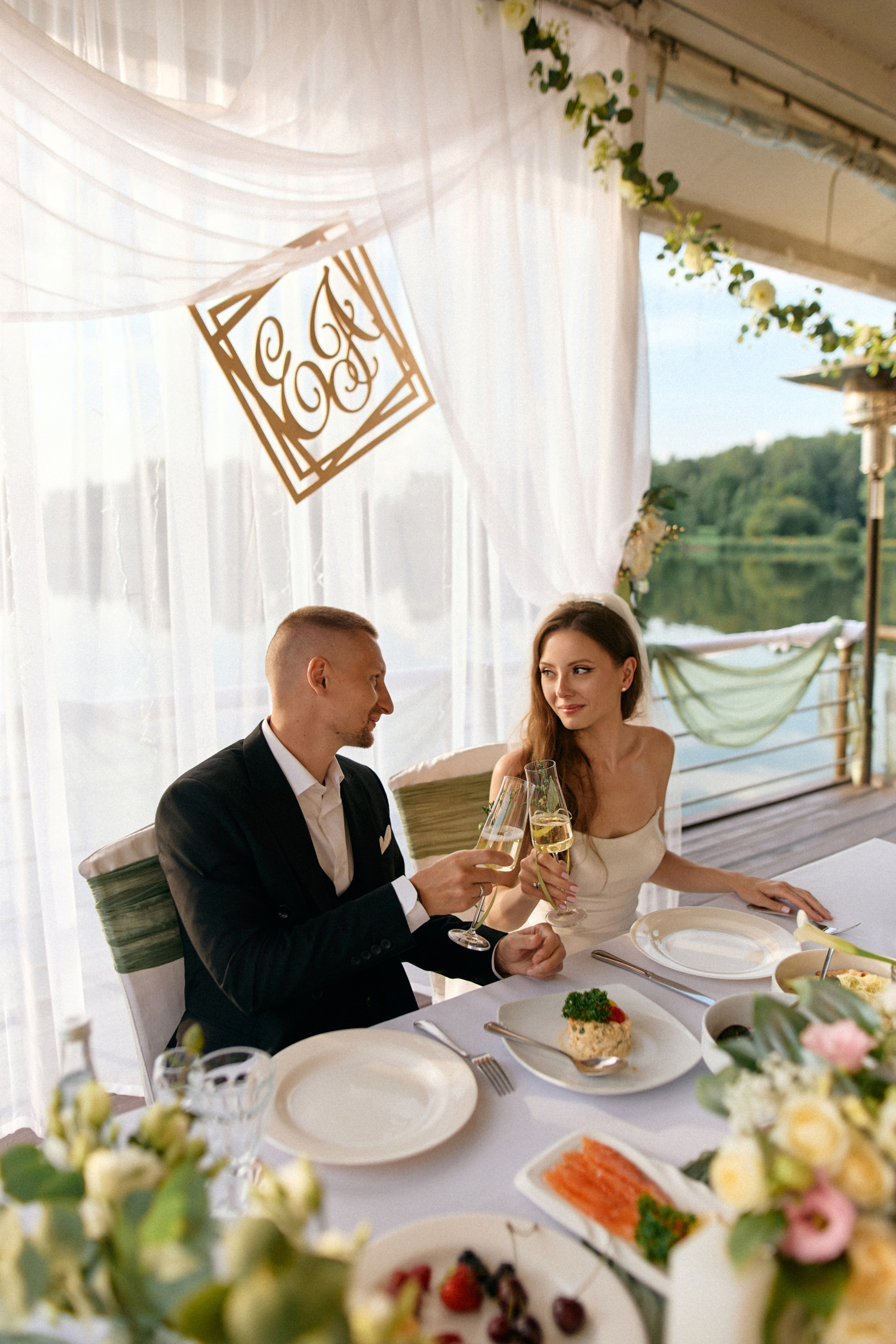 Евгений & Анастасия. Сестры Карабаза. Фотографы и ретушеры в Москве и Санкт-Петербурге