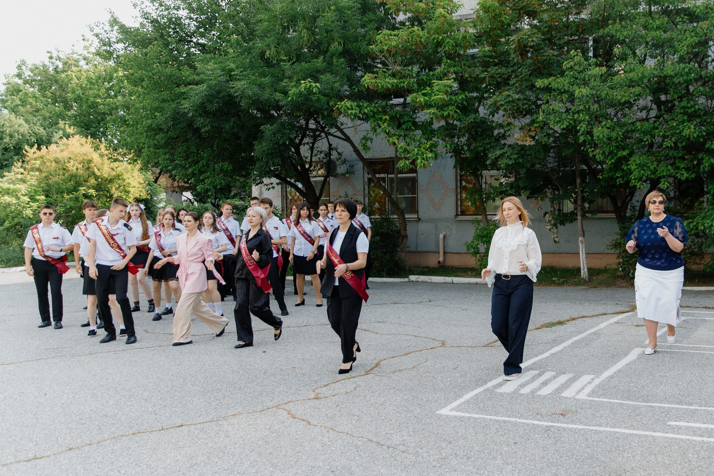 9 класс 33 школа. Выпускные альбомы Натальи Бутко: Новороссийск, Анапа, Геленджик