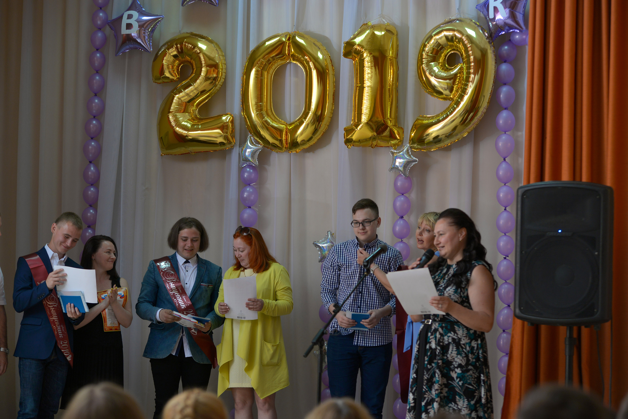 Звонок и выпускной. Фотограф, видеооператор Нина Коршунова