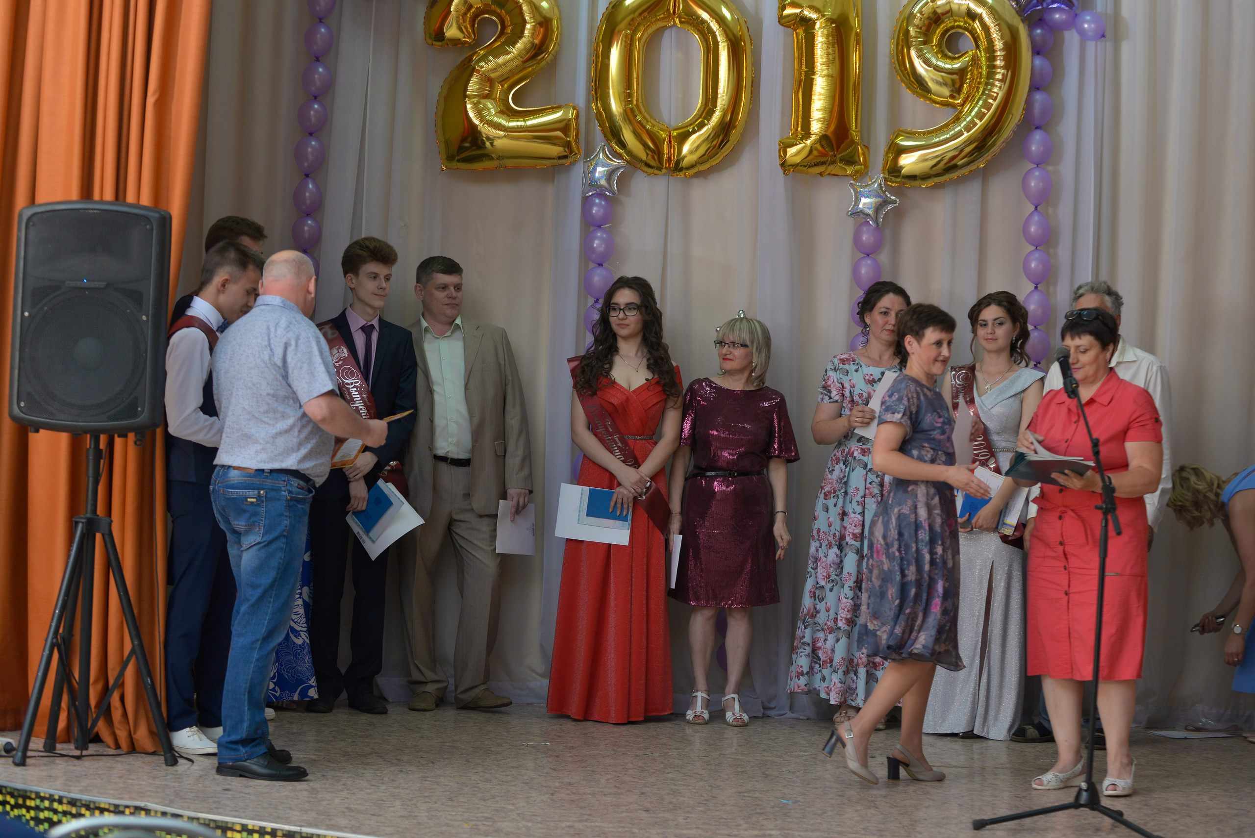 Звонок и выпускной. Фотограф, видеооператор Нина Коршунова