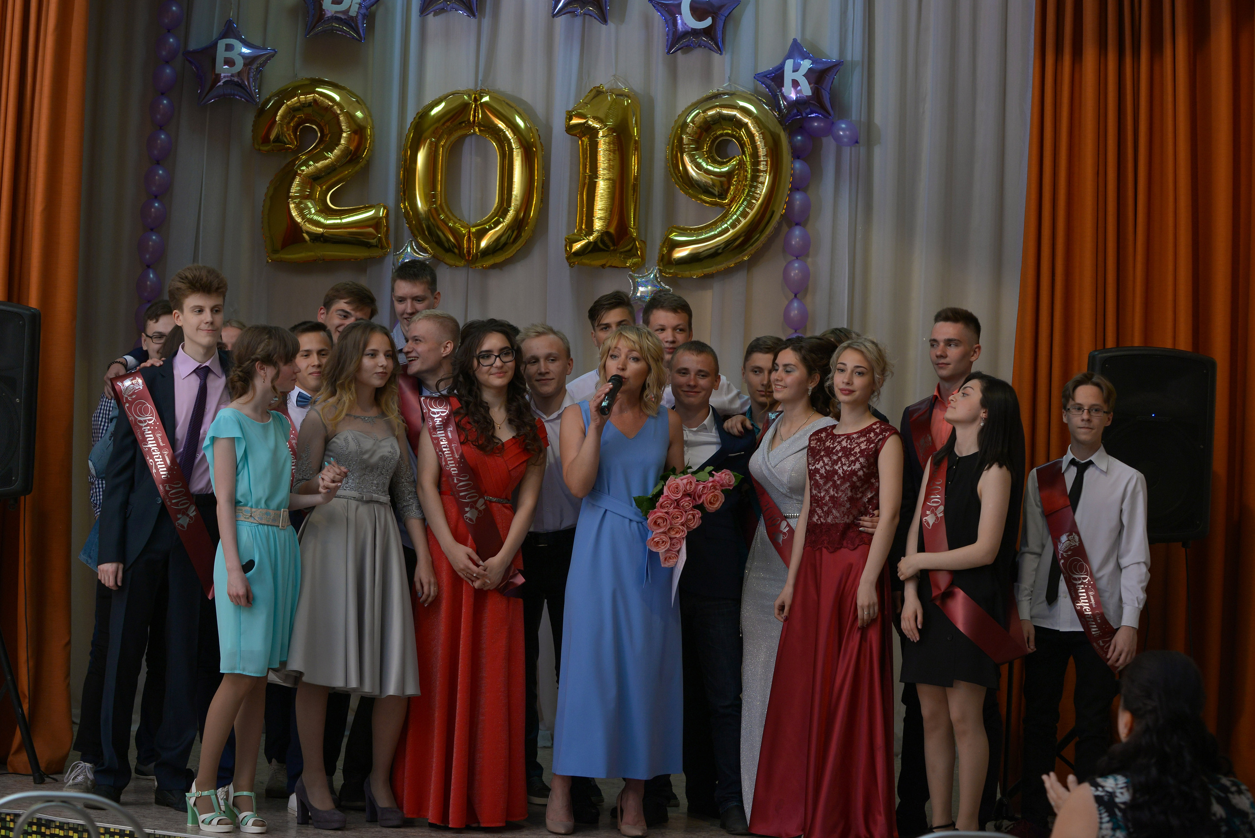 Звонок и выпускной. Фотограф, видеооператор Нина Коршунова