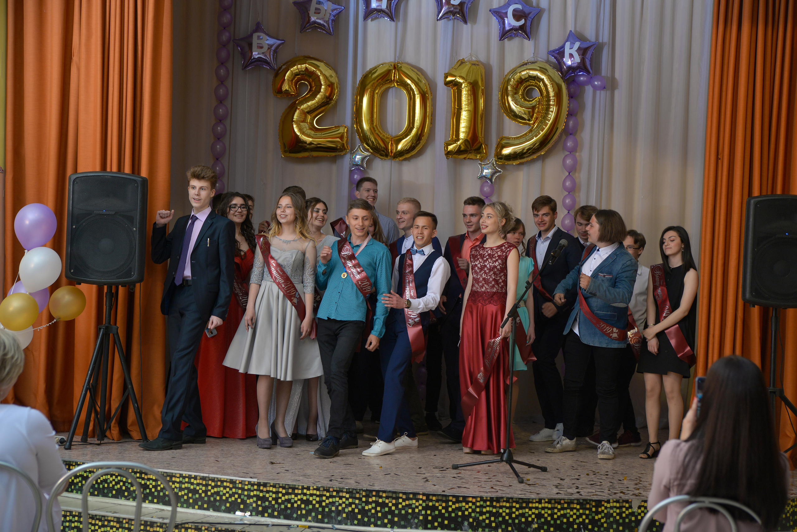 Звонок и выпускной. Фотограф, видеооператор Нина Коршунова