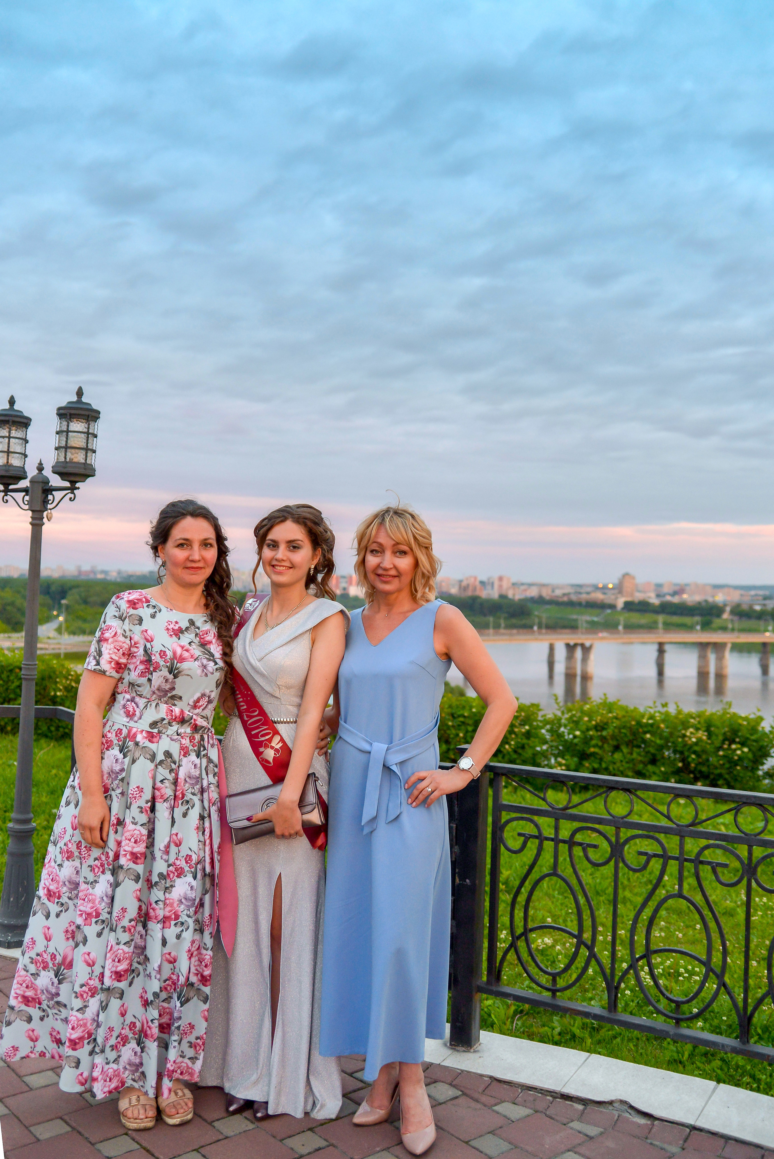 Звонок и выпускной. Фотограф, видеооператор Нина Коршунова