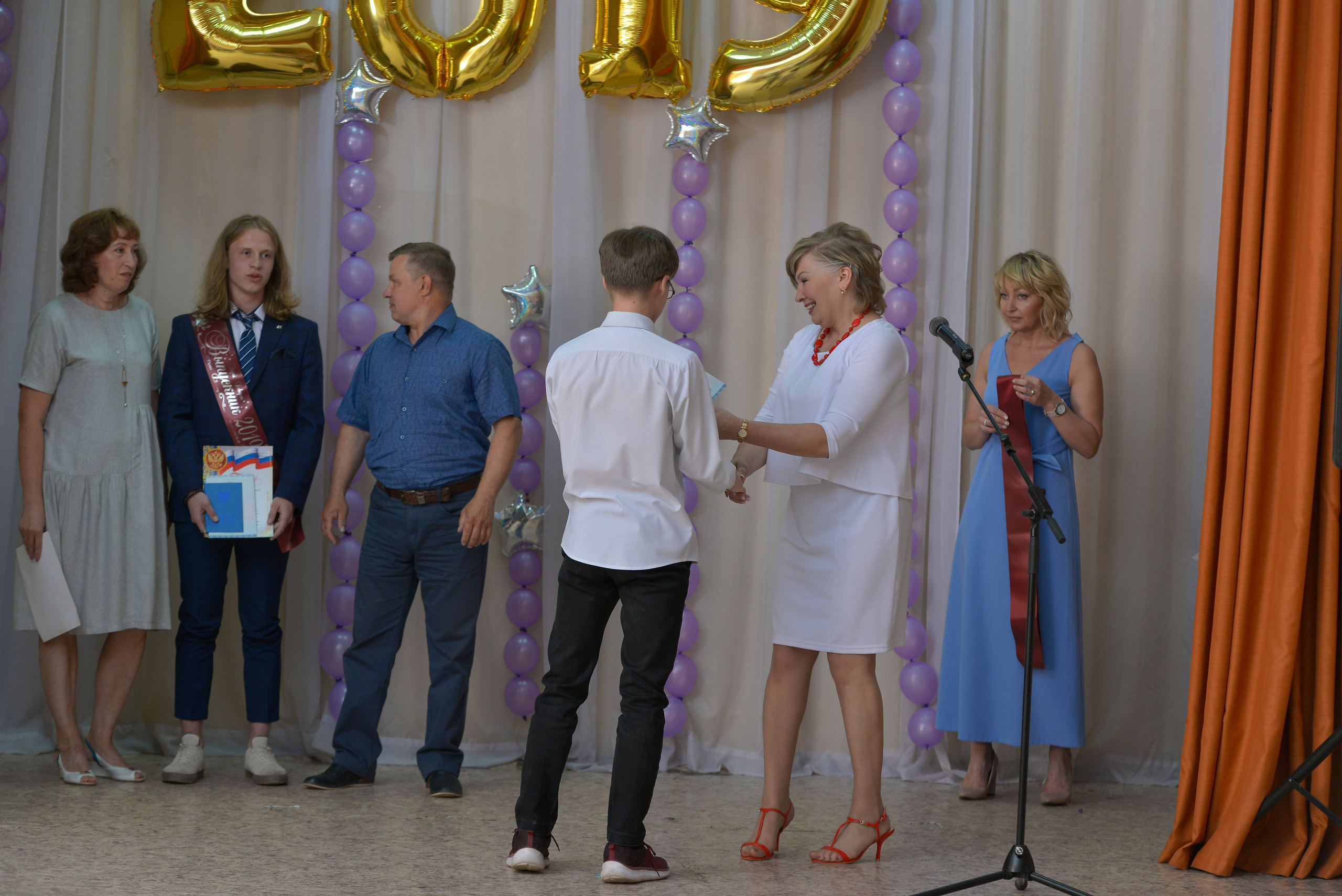 Звонок и выпускной. Фотограф, видеооператор Нина Коршунова