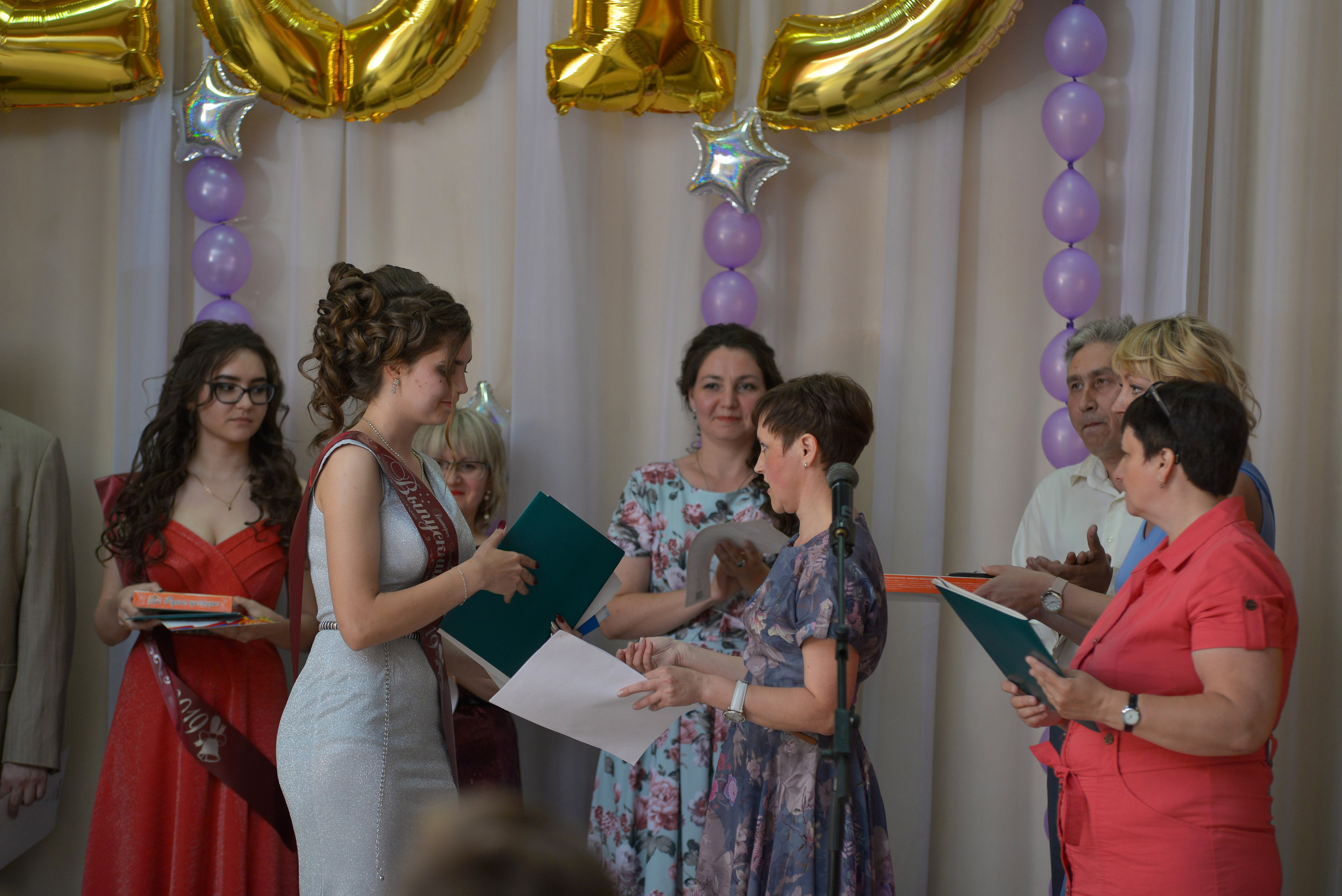 Звонок и выпускной. Фотограф, видеооператор Нина Коршунова
