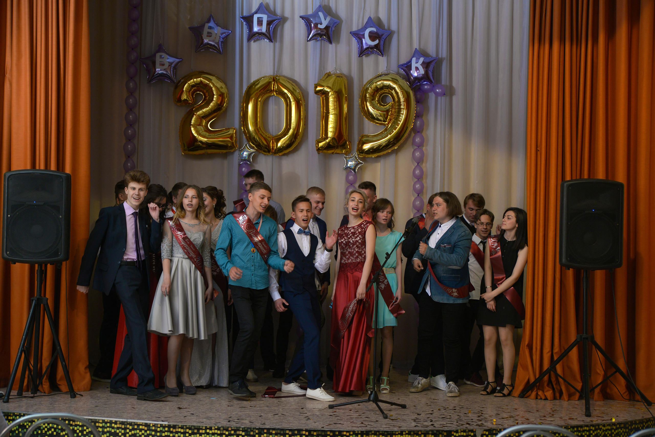 Звонок и выпускной. Фотограф, видеооператор Нина Коршунова