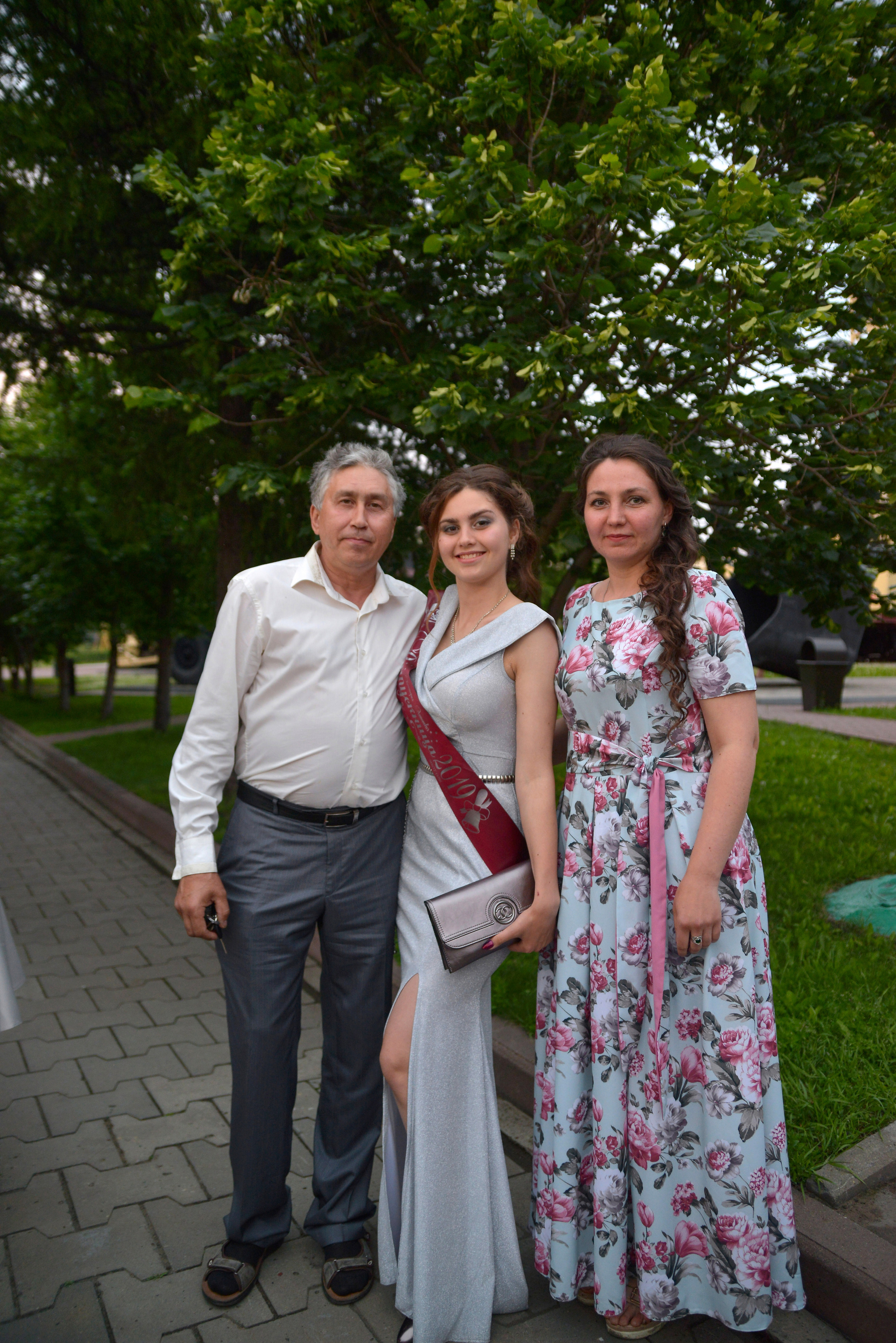 Звонок и выпускной. Фотограф, видеооператор Нина Коршунова