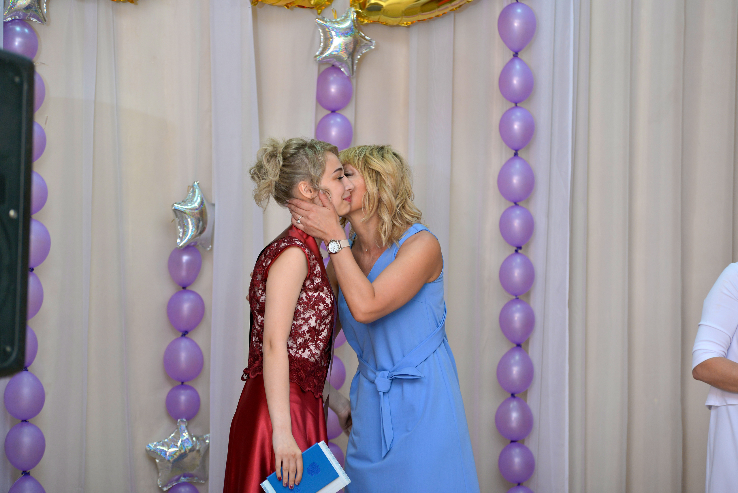 Звонок и выпускной. Фотограф, видеооператор Нина Коршунова