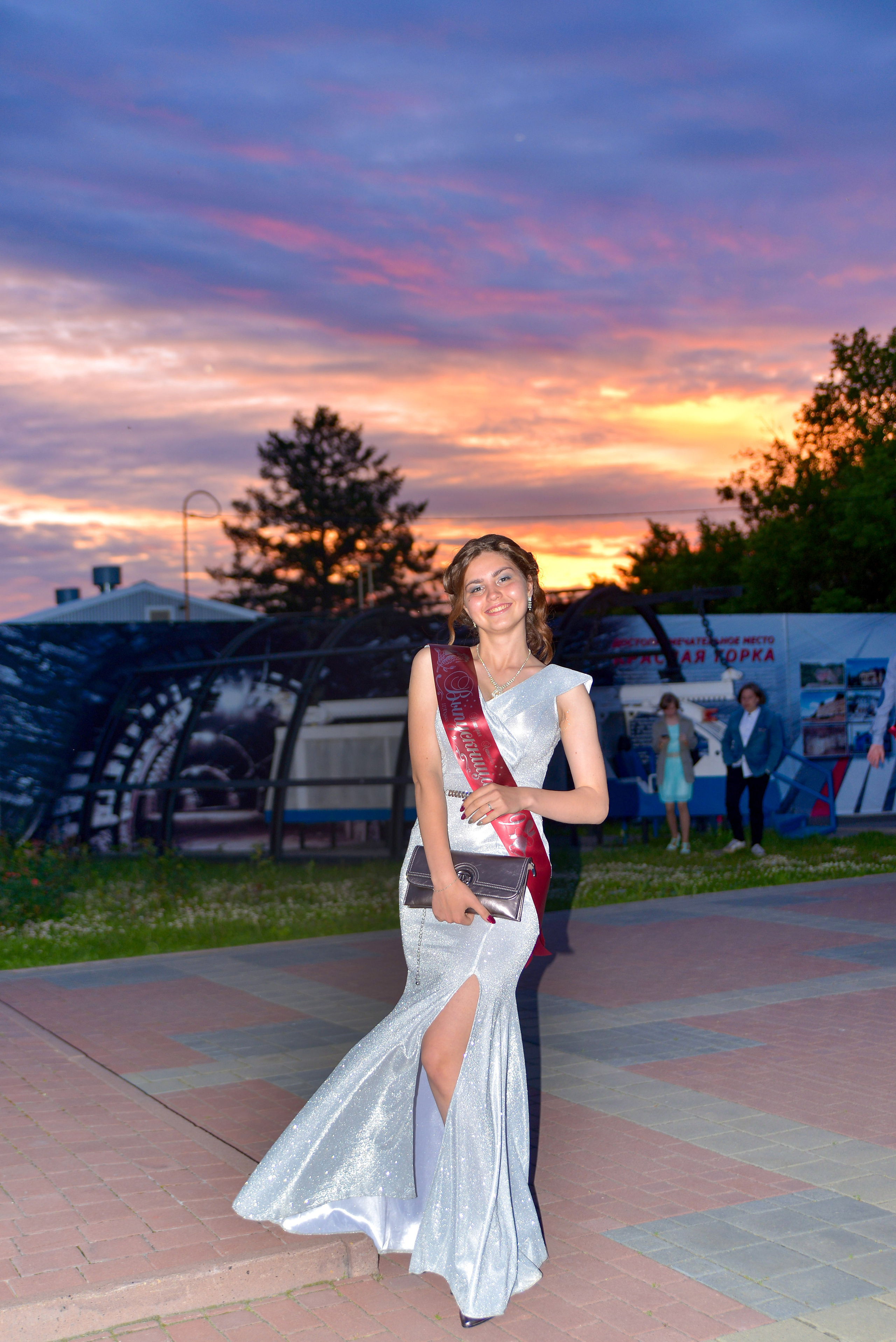 Звонок и выпускной. Фотограф, видеооператор Нина Коршунова