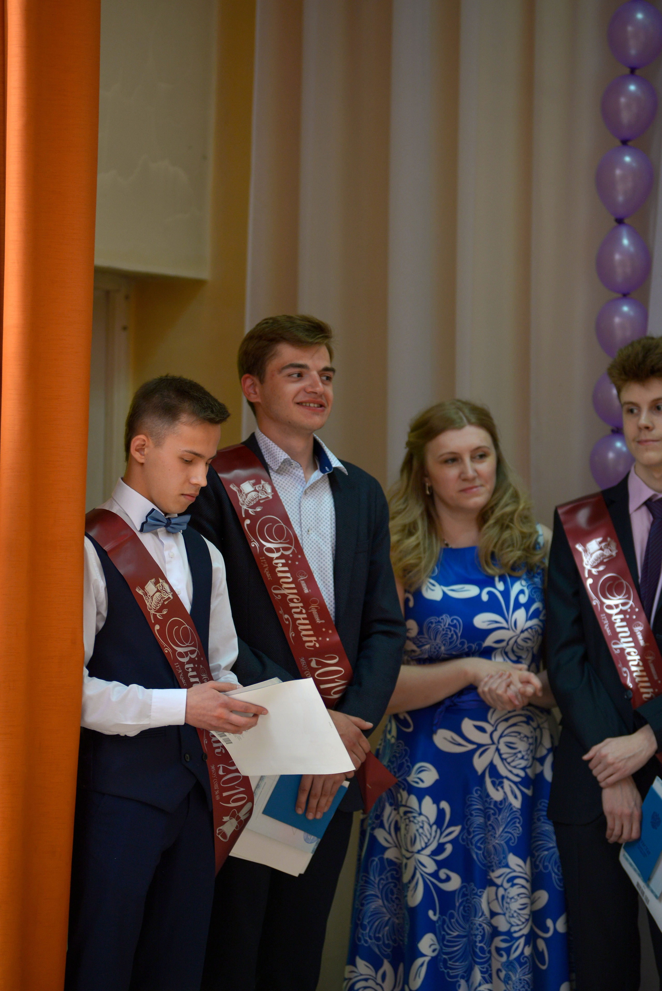 Звонок и выпускной. Фотограф, видеооператор Нина Коршунова