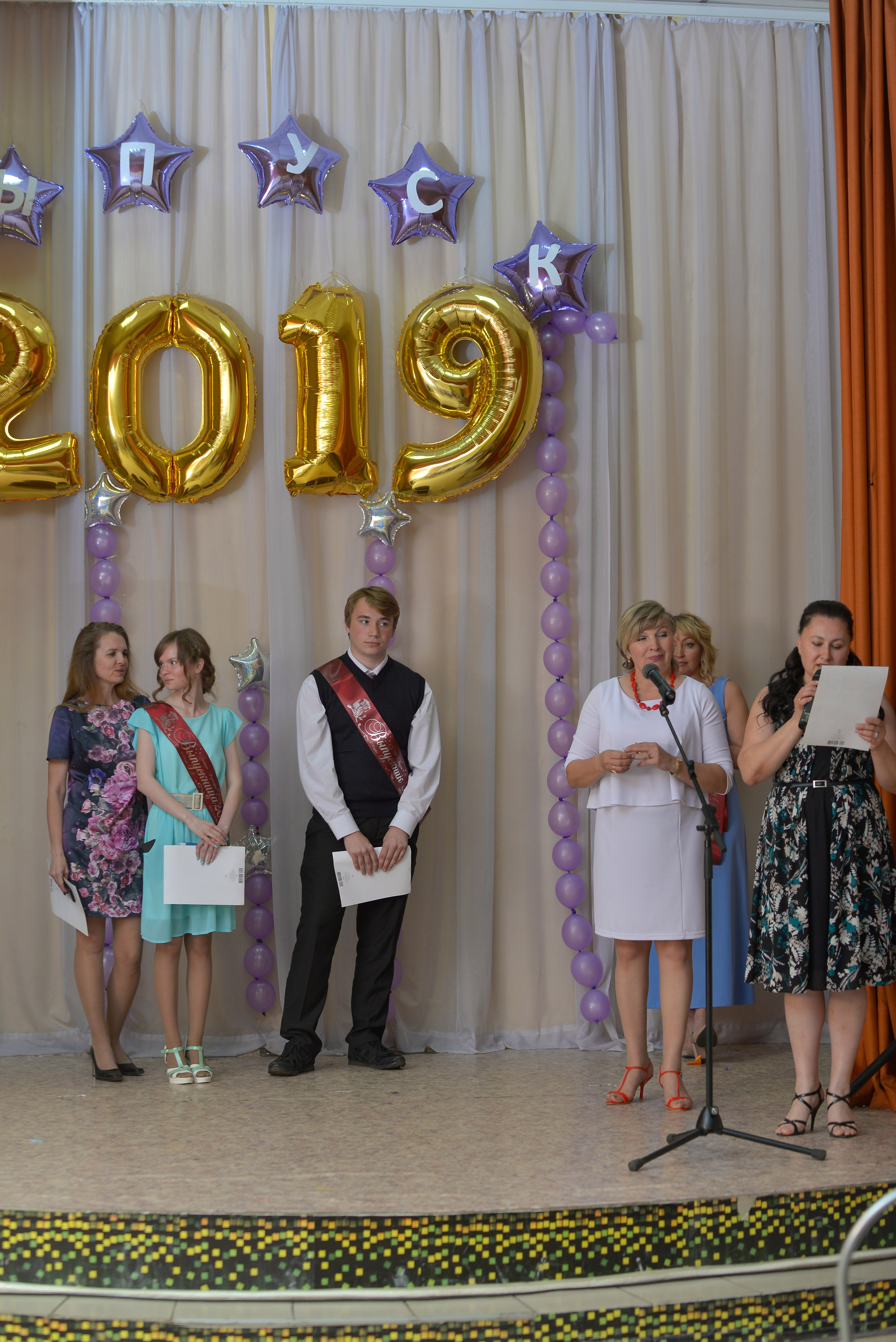 Звонок и выпускной. Фотограф, видеооператор Нина Коршунова