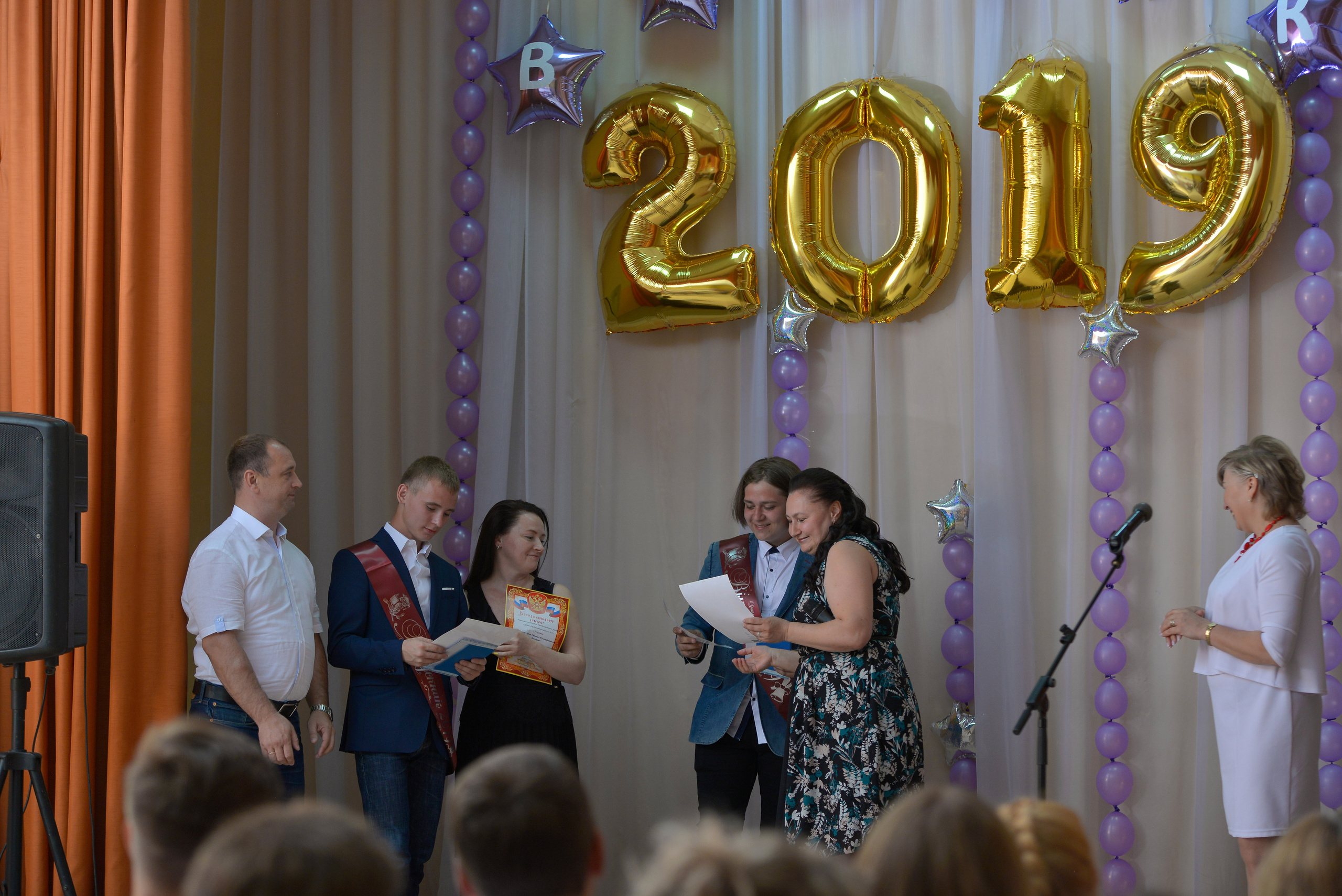 Звонок и выпускной. Фотограф, видеооператор Нина Коршунова