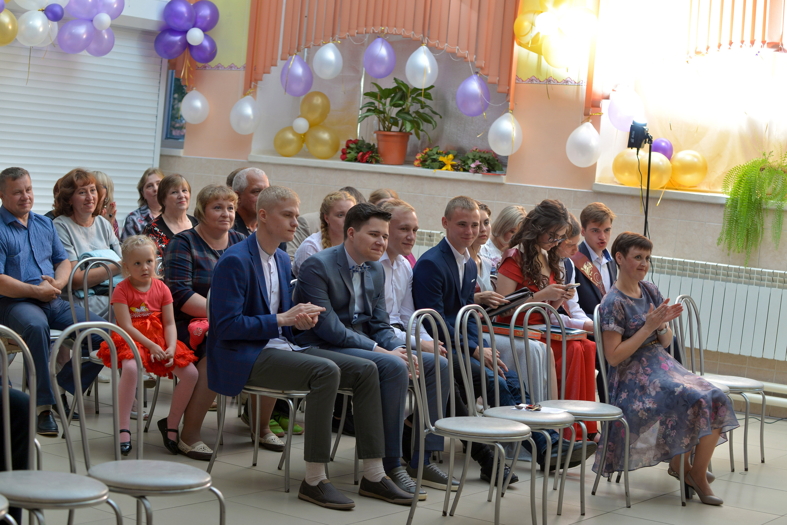 Звонок и выпускной. Фотограф, видеооператор Нина Коршунова