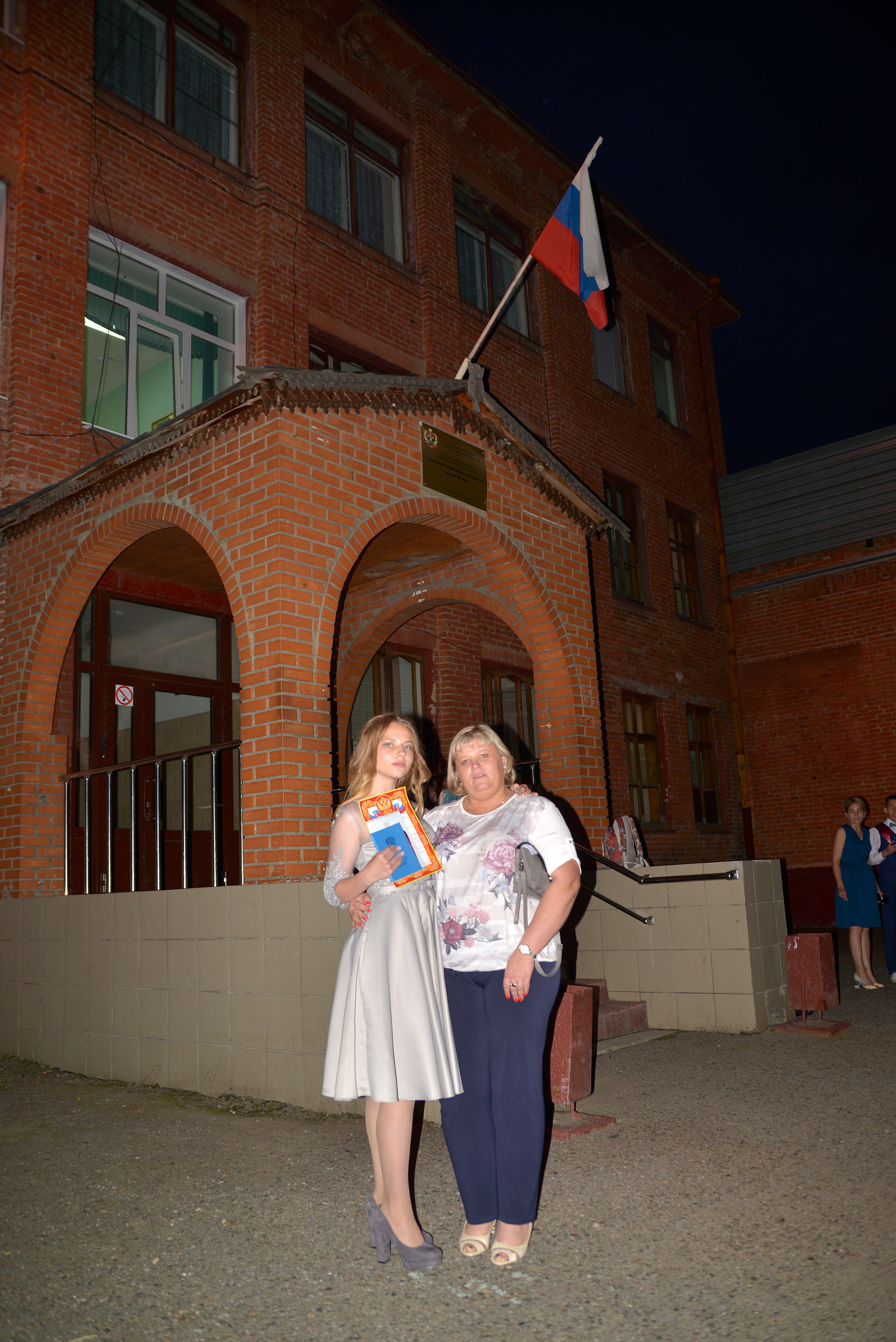 Звонок и выпускной. Фотограф, видеооператор Нина Коршунова