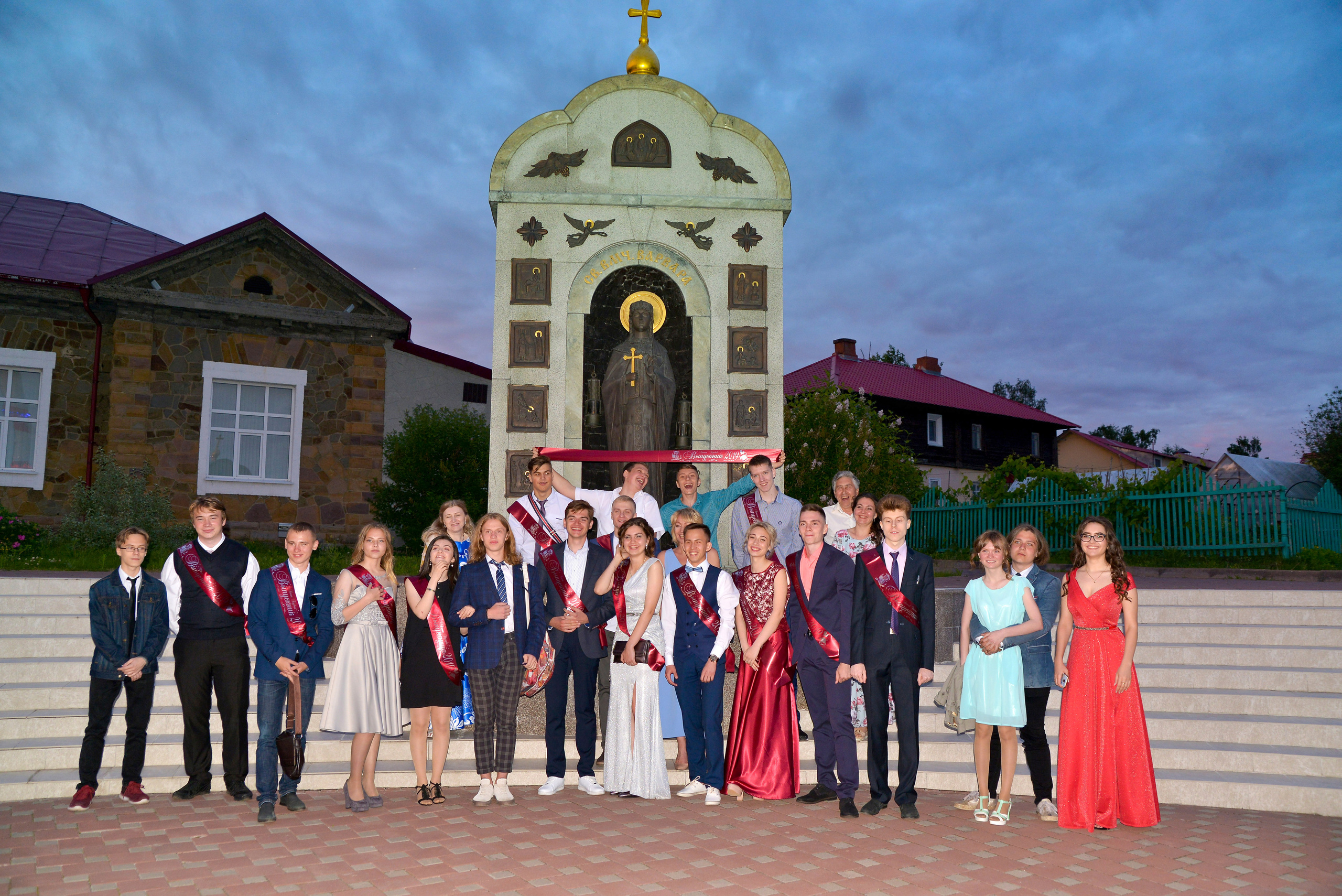 Звонок и выпускной. Фотограф, видеооператор Нина Коршунова