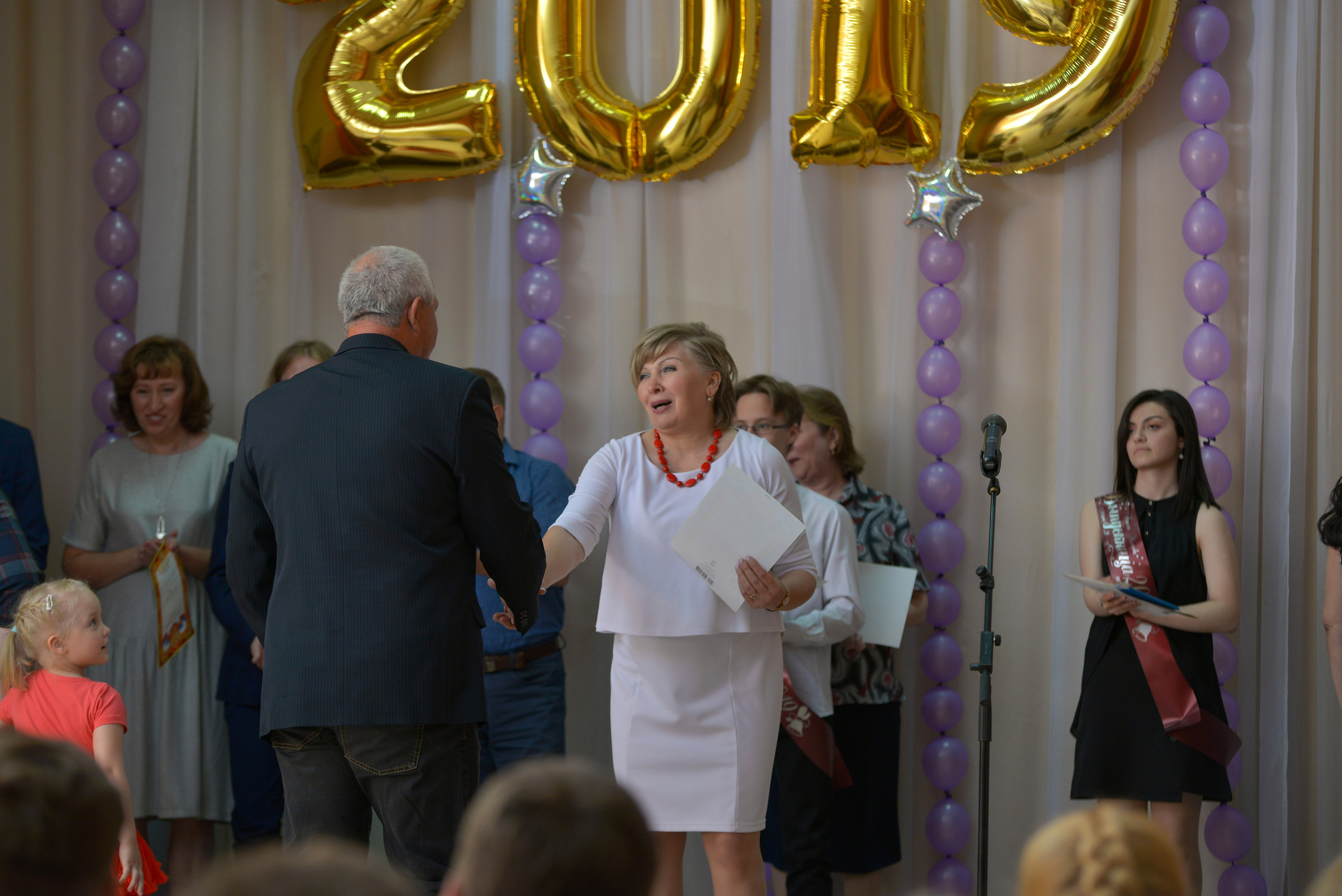 Звонок и выпускной. Фотограф, видеооператор Нина Коршунова