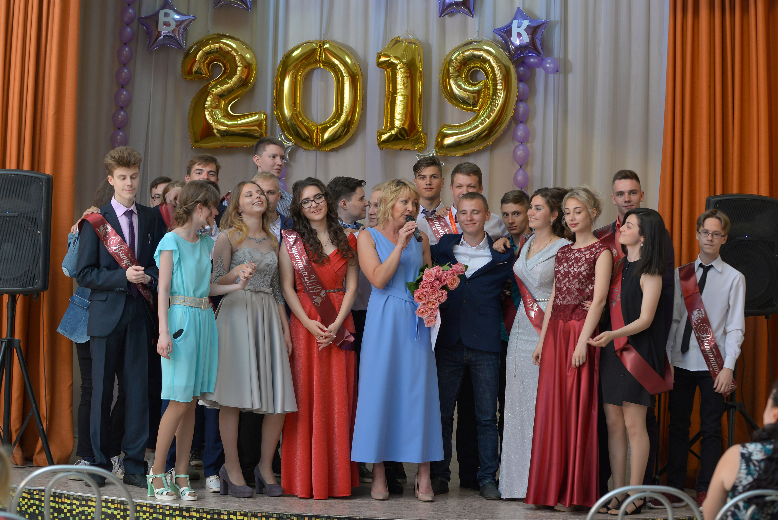 Звонок и выпускной. Фотограф, видеооператор Нина Коршунова
