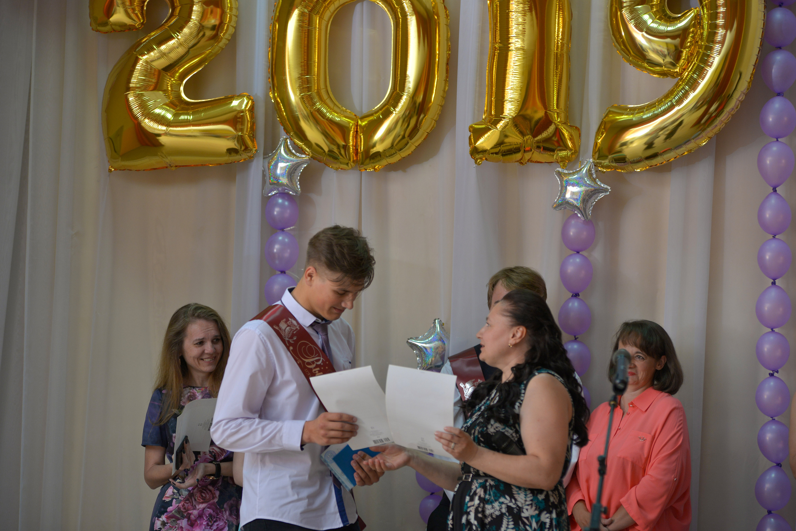 Звонок и выпускной. Фотограф, видеооператор Нина Коршунова