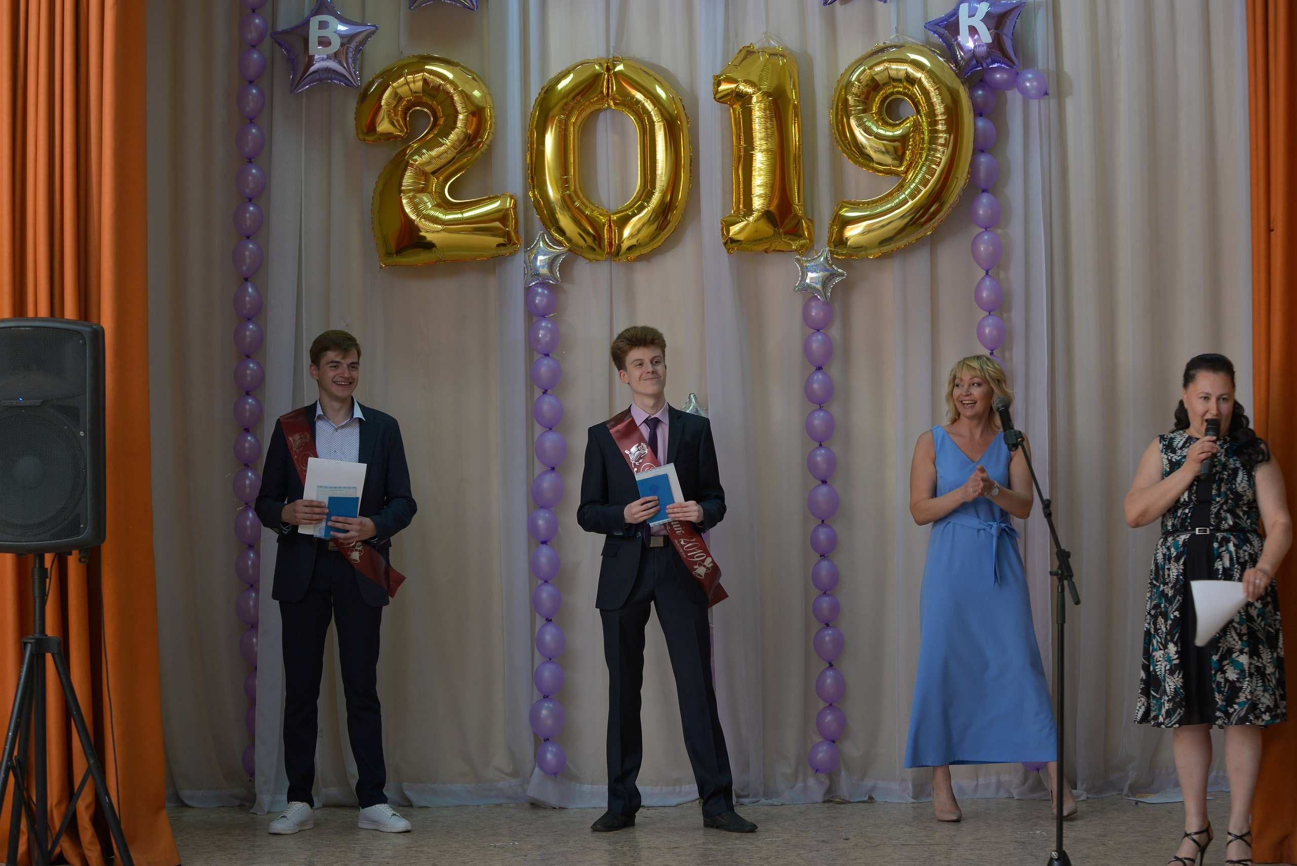 Звонок и выпускной. Фотограф, видеооператор Нина Коршунова