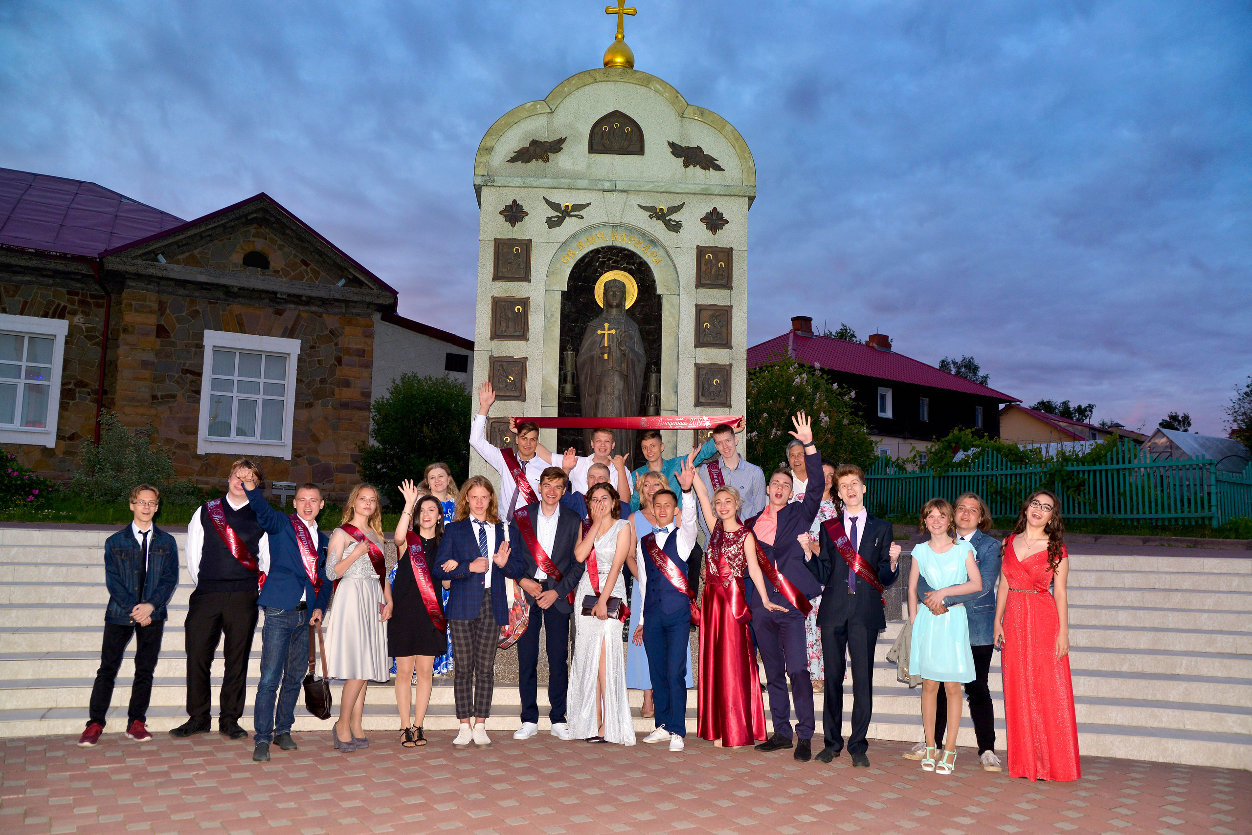 Звонок и выпускной. Фотограф, видеооператор Нина Коршунова