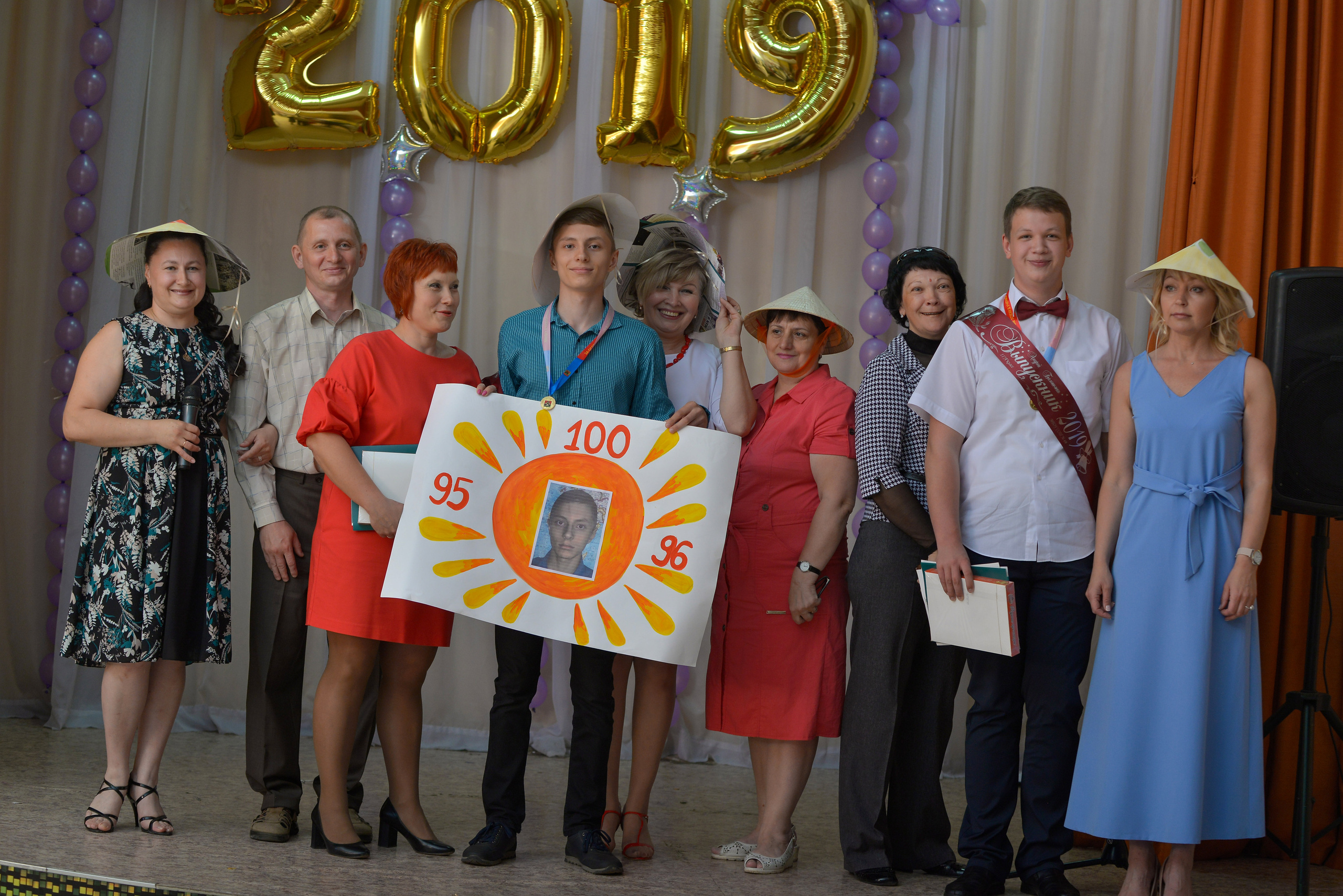 Звонок и выпускной. Фотограф, видеооператор Нина Коршунова