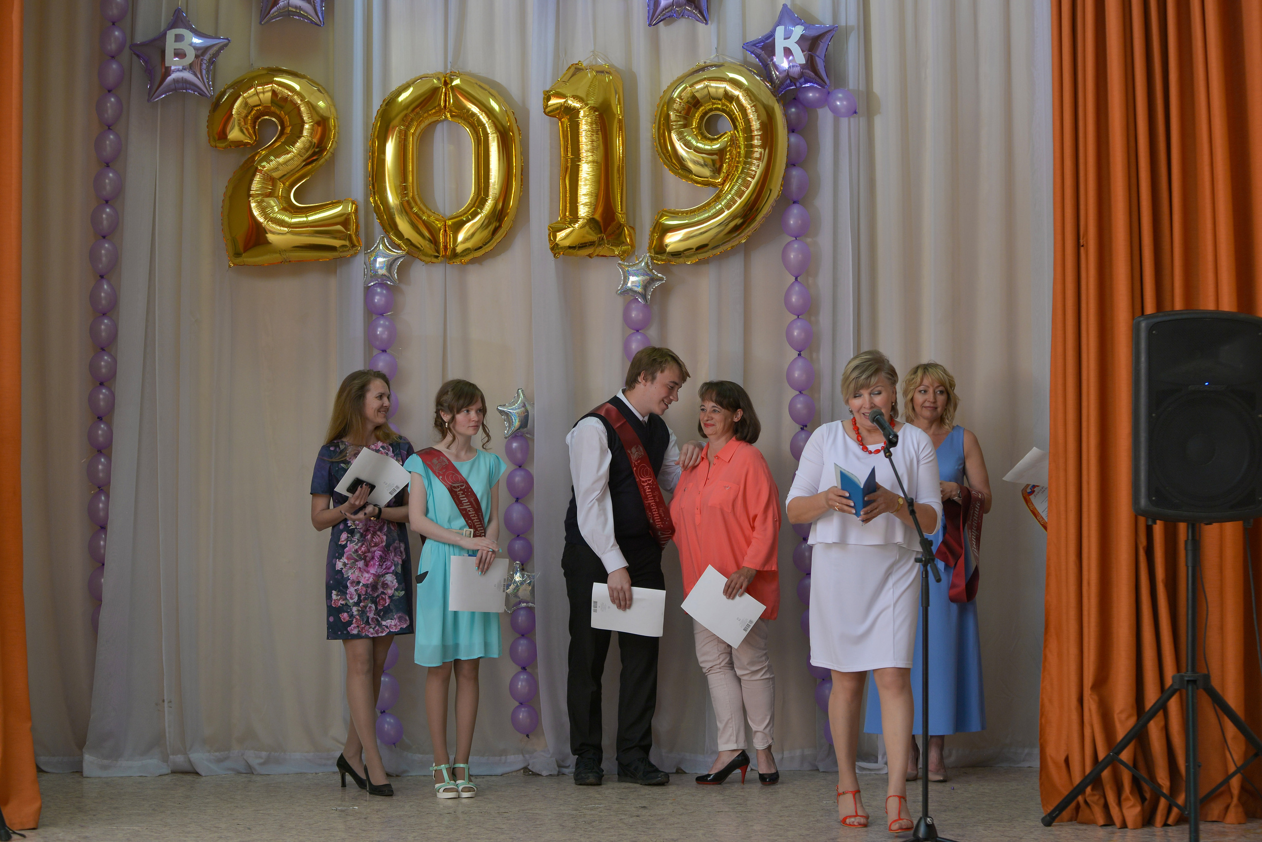 Звонок и выпускной. Фотограф, видеооператор Нина Коршунова