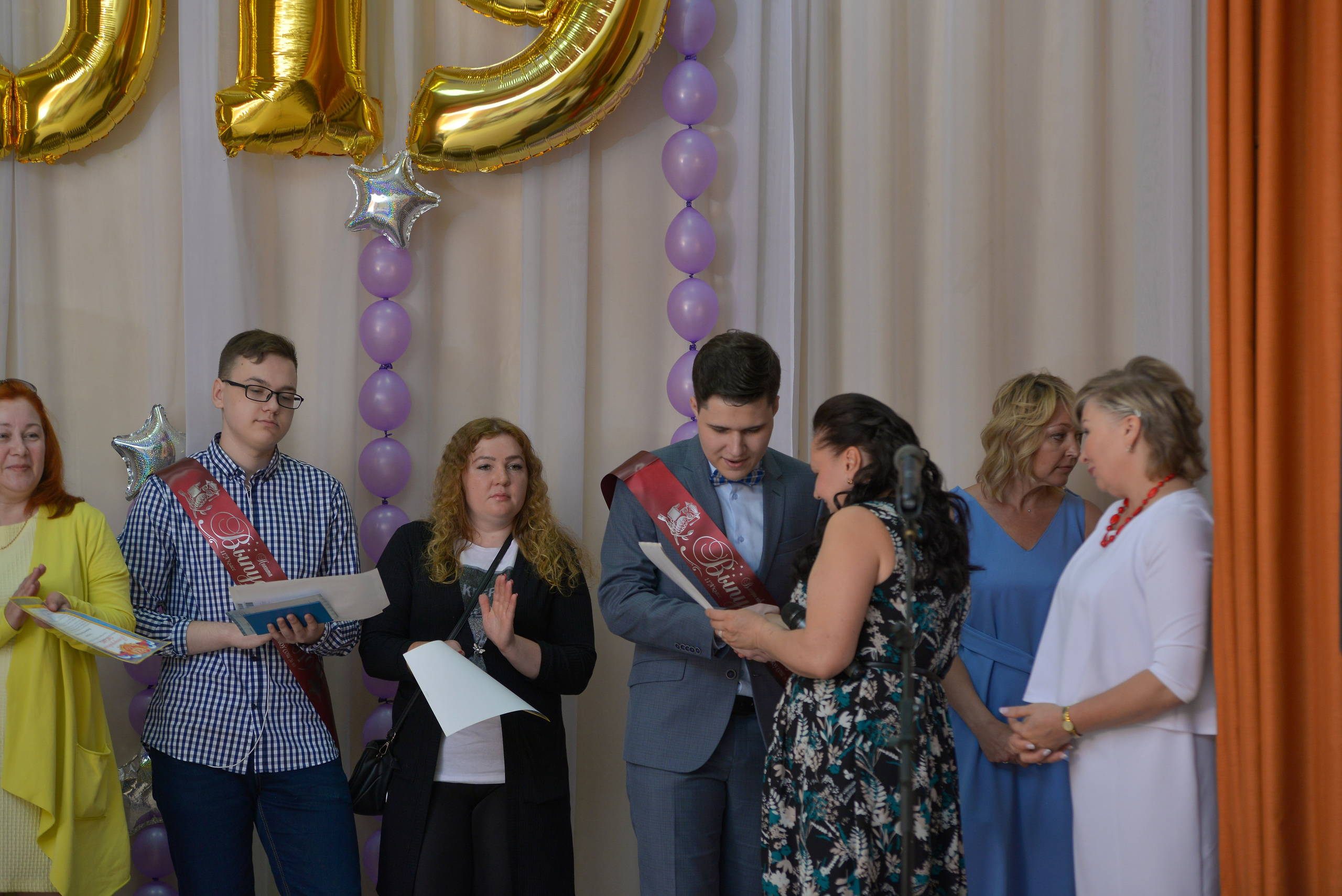 Звонок и выпускной. Фотограф, видеооператор Нина Коршунова