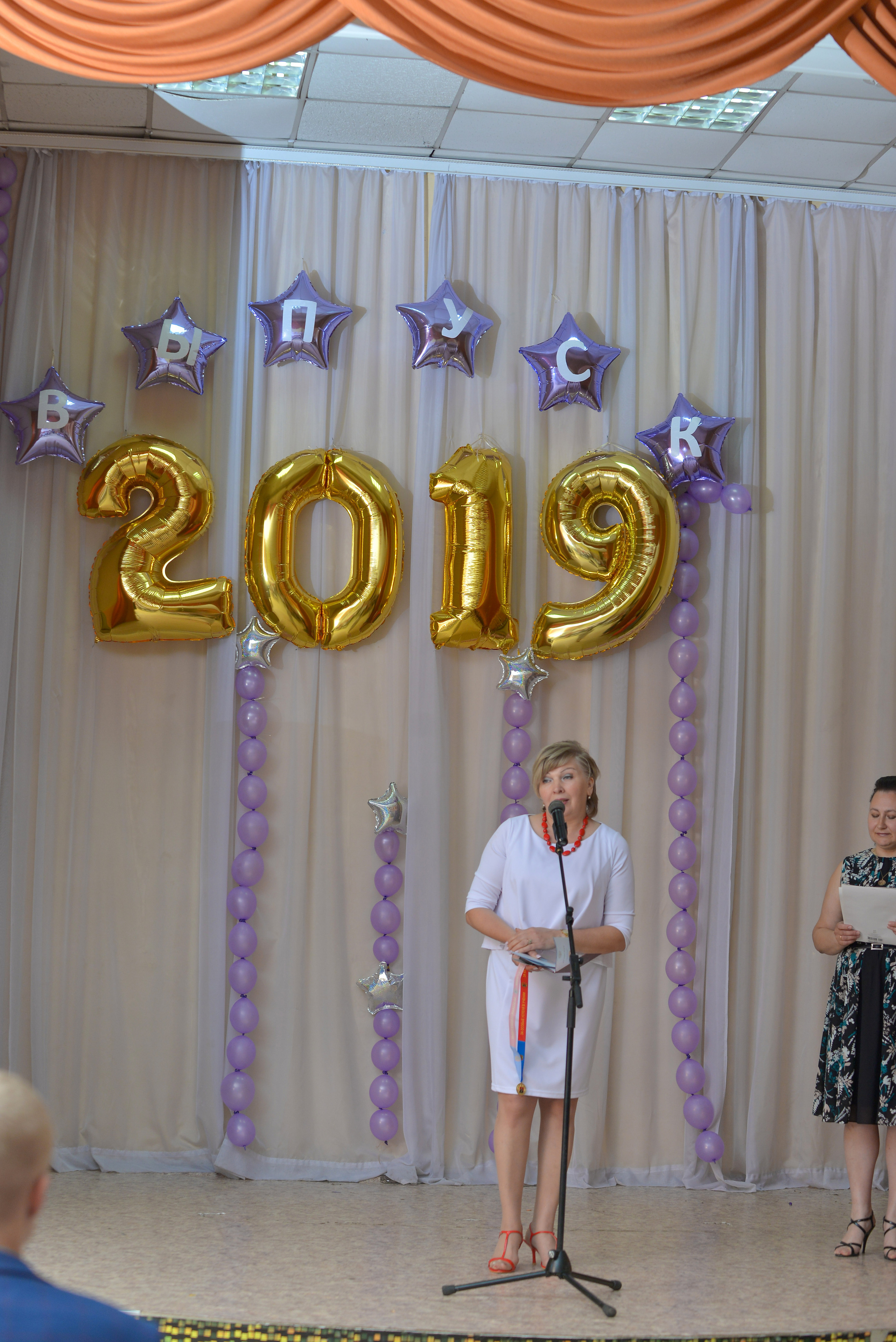 Звонок и выпускной. Фотограф, видеооператор Нина Коршунова