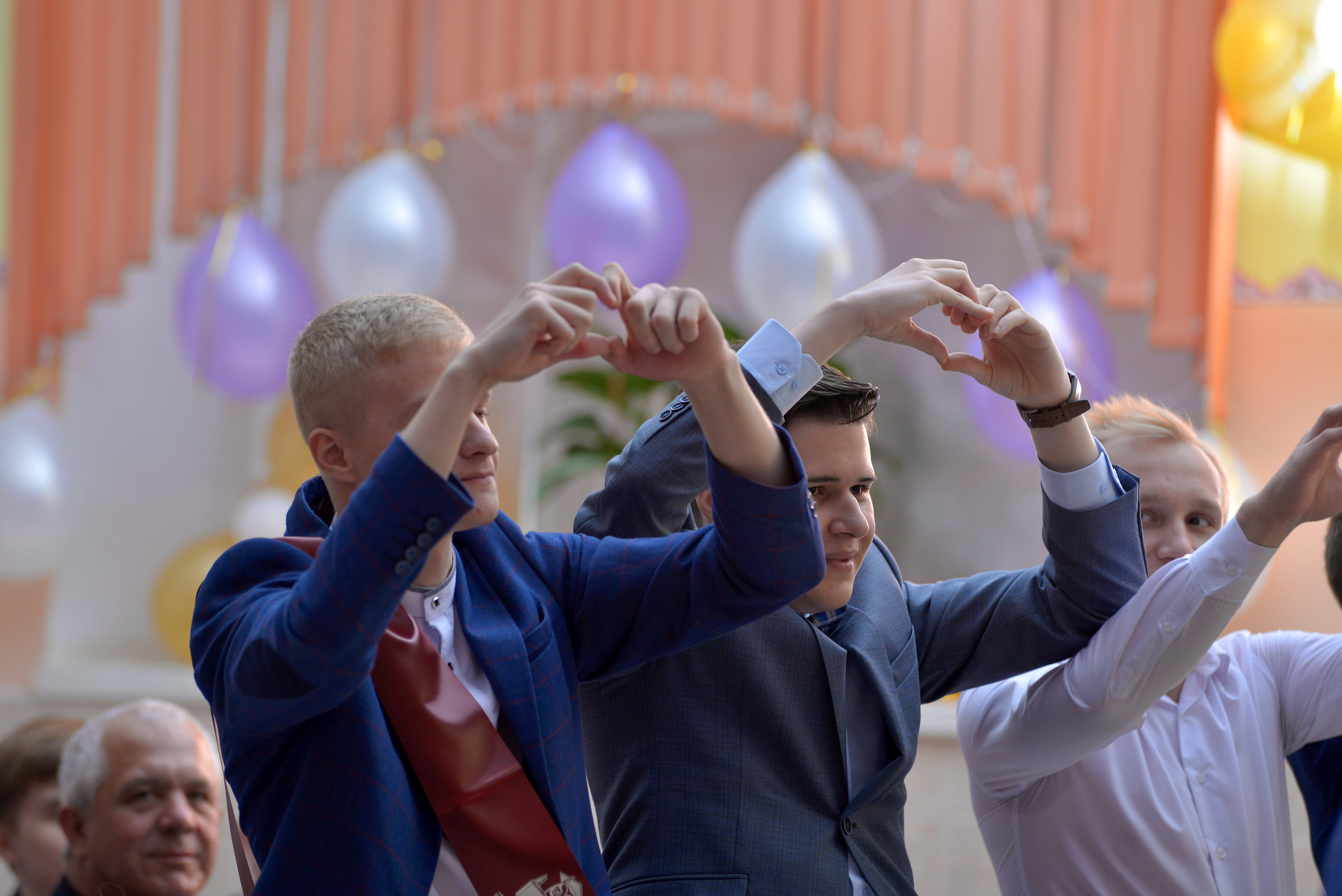 Звонок и выпускной. Фотограф, видеооператор Нина Коршунова