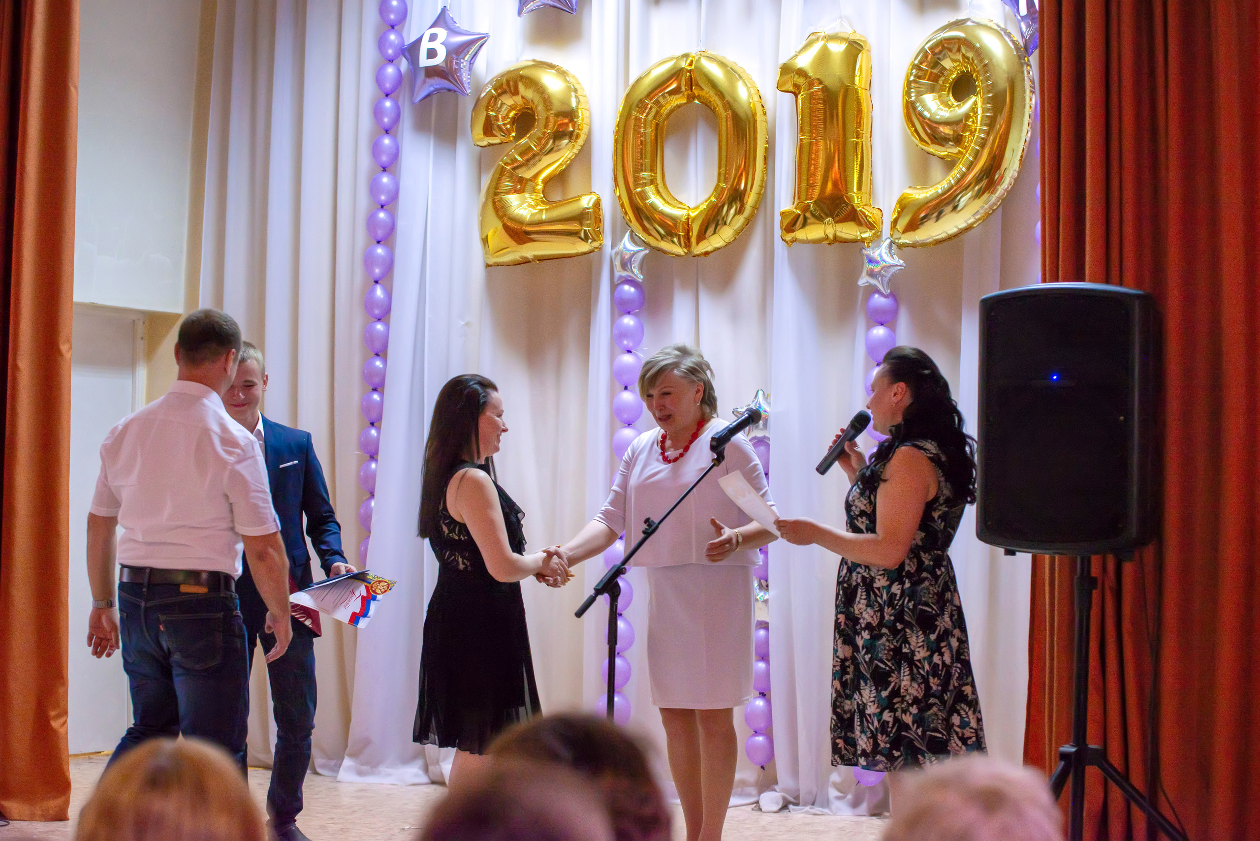 Звонок и выпускной. Фотограф, видеооператор Нина Коршунова