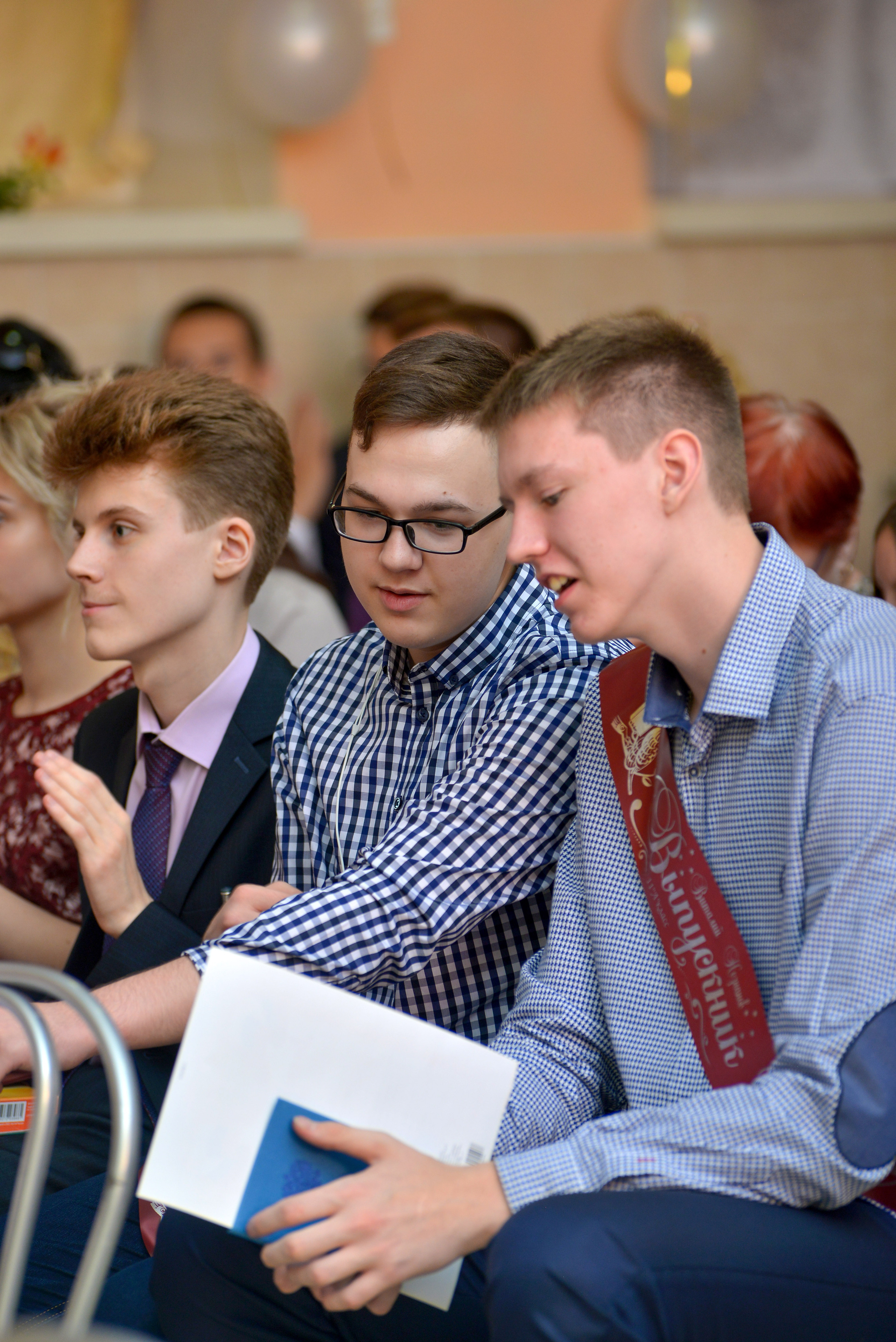 Звонок и выпускной. Фотограф, видеооператор Нина Коршунова