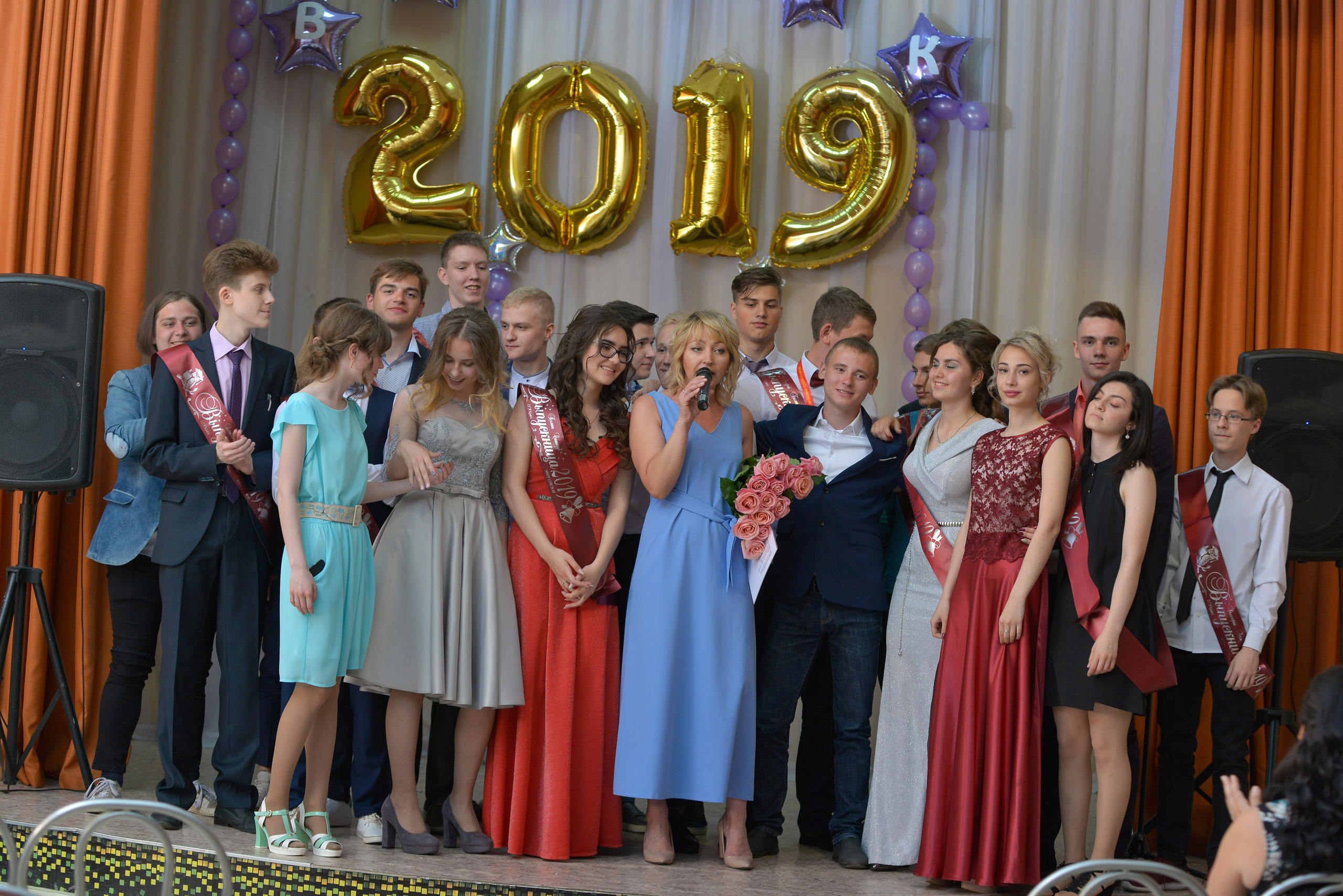 Звонок и выпускной. Фотограф, видеооператор Нина Коршунова