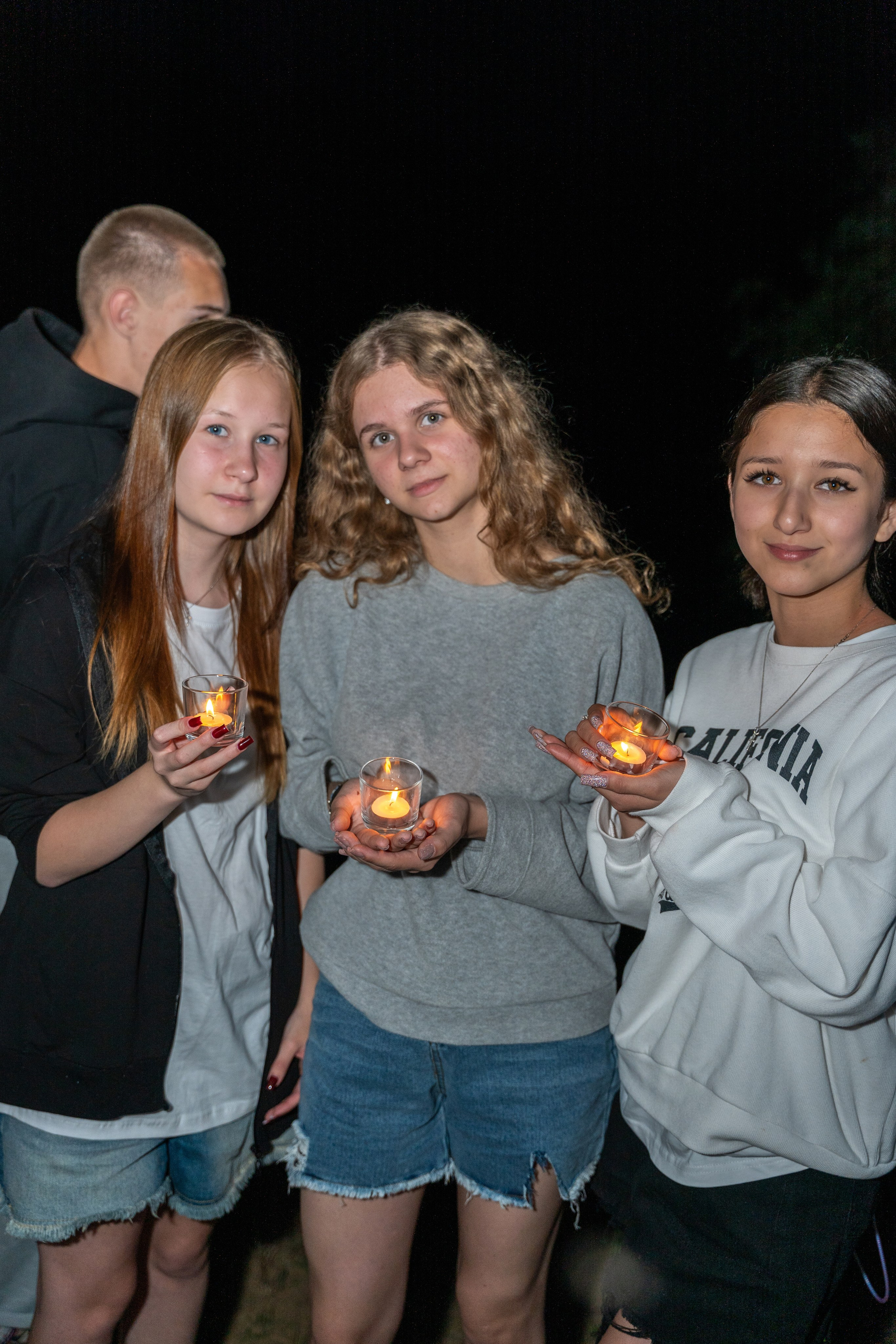 Прощай, школа, здравствуй, мир! Последний звонок и выпускной 9 А» класса. Фотограф |Ленинск, Волжский, Волгоград| Наталья Савилова