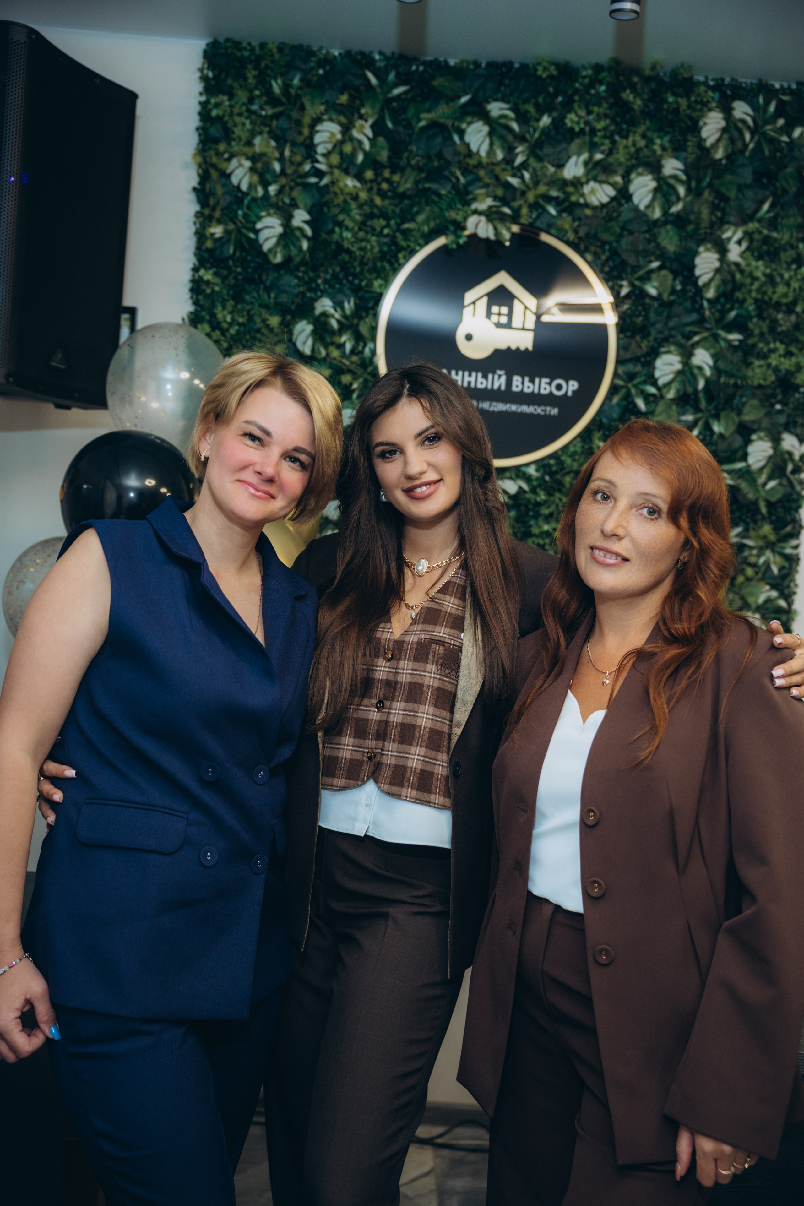 2 года компании «Удачный выбор». Свадебный, семейный фотограф в Иркутске Светлана Макаричева