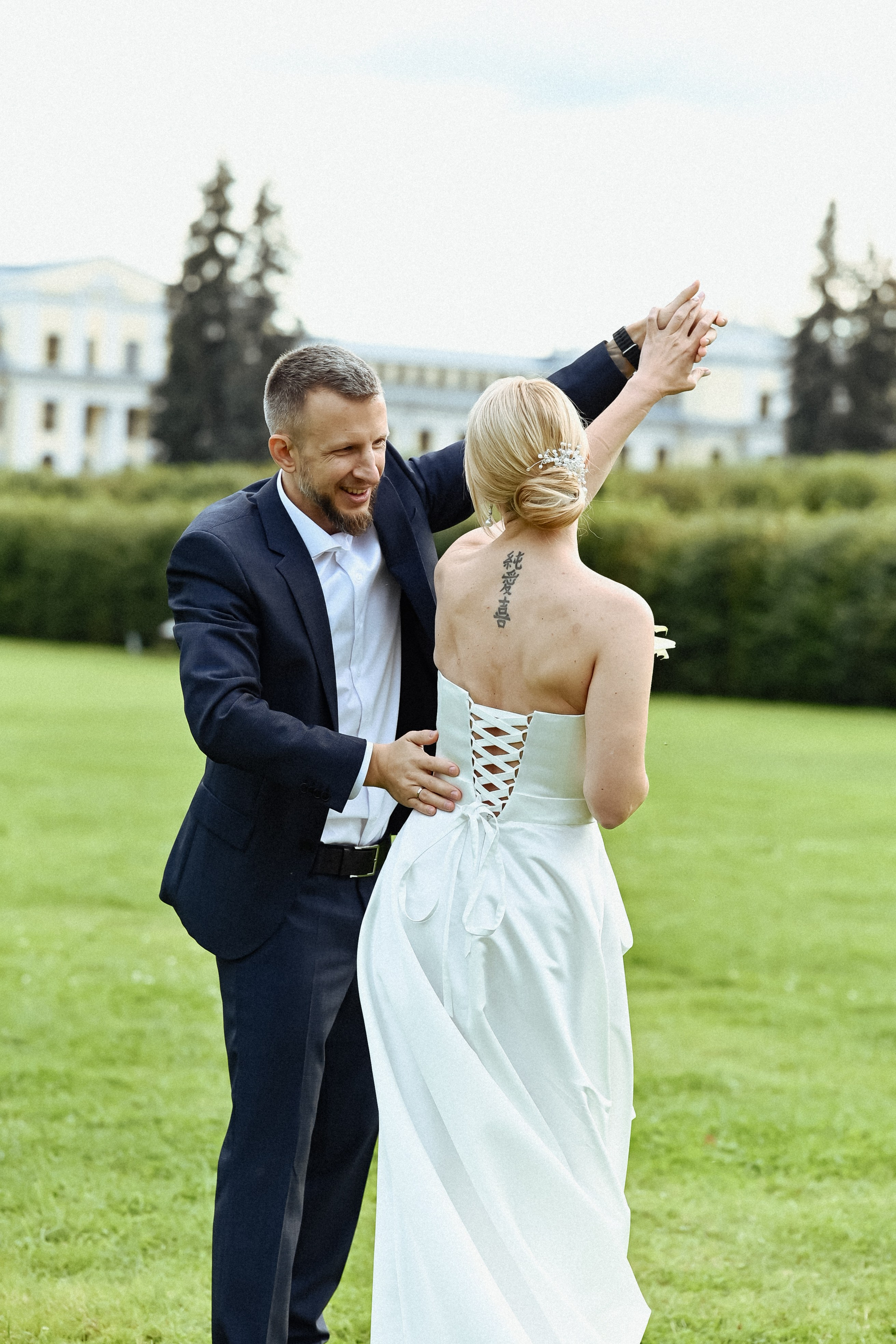 Свадьба Кутузовский загс и Архангельское. Анастасия Петрович фотограф, фотокорреспондент в Москве и Санкт-Петербурге. Фотосъёмка репортажа, мероприятия, корпоративная съёмка, контент