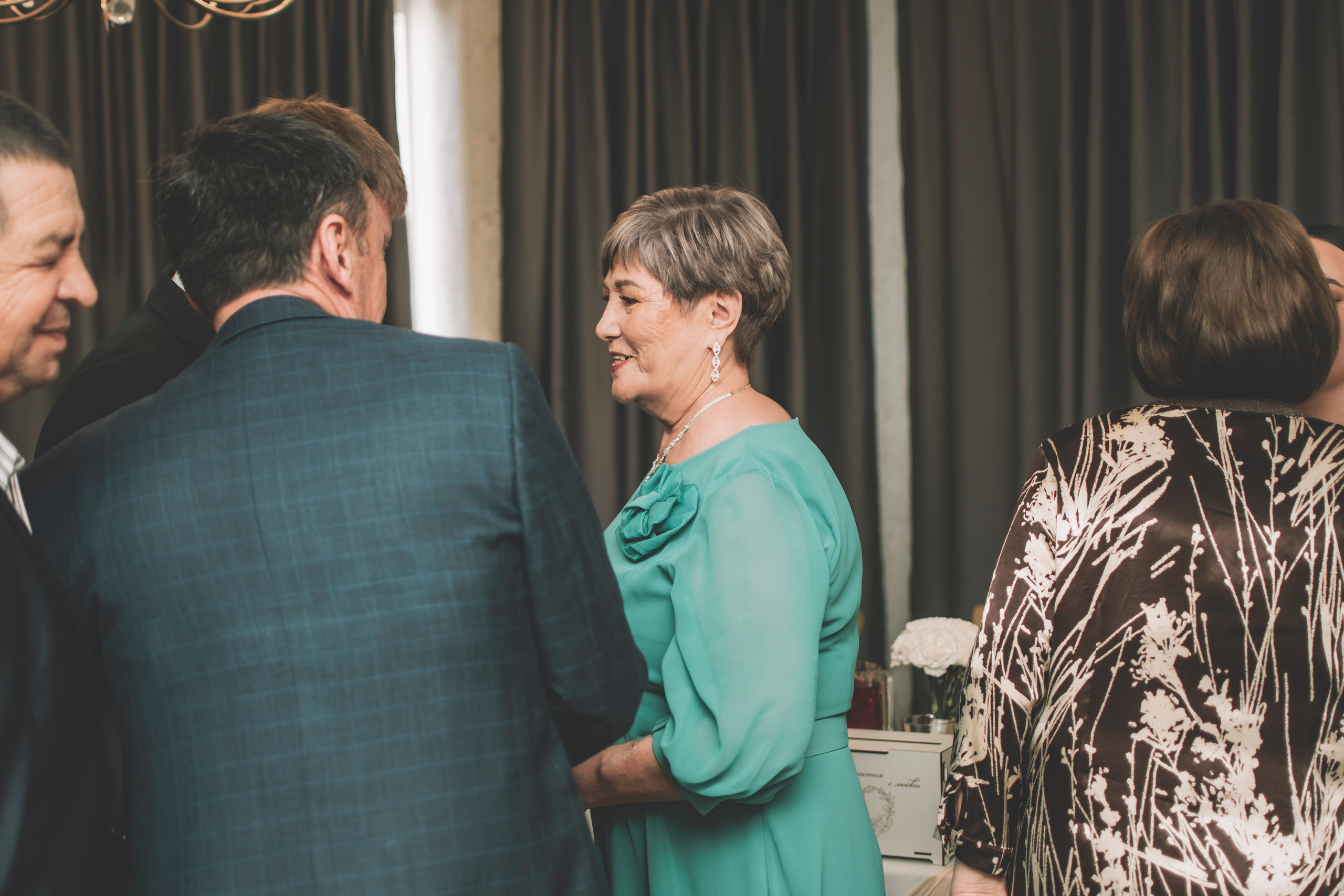 26.04.2025 (Фотосессия, роспись в Онии + фото с банкета). Семейный и свадебный фотограф Губкинский и Ставрополь