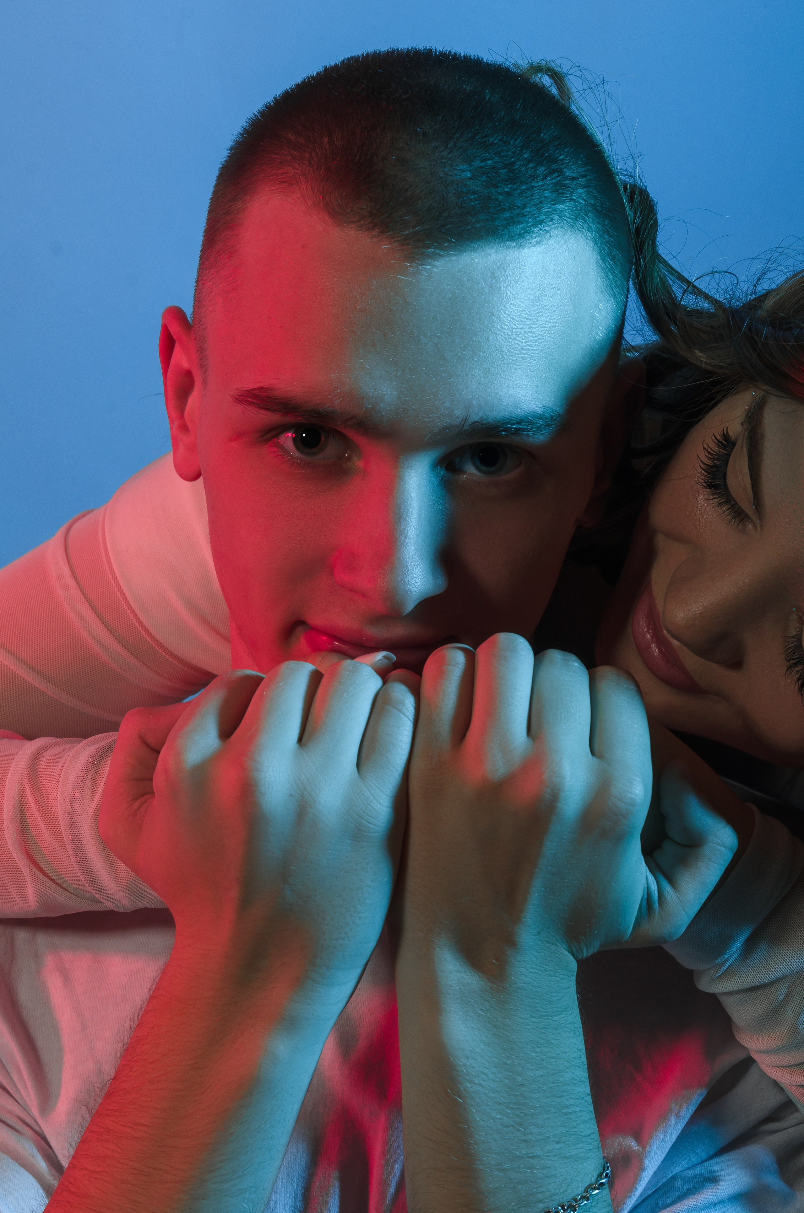 Съемки в студии. Индивидуальные, семейные, студийные съемки в Серпухове и за пределами